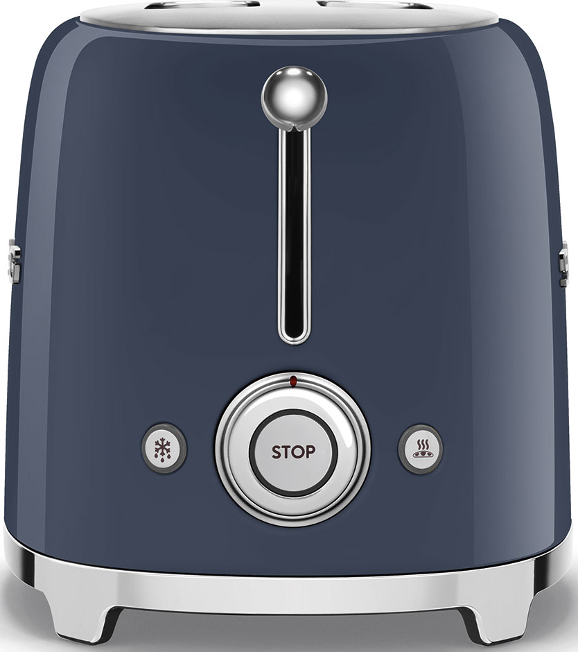 Ein blauer Toaster mit silbernem Griff, runder STOP-Taste und zwei Knöpfen auf einer weißen Unterlage.