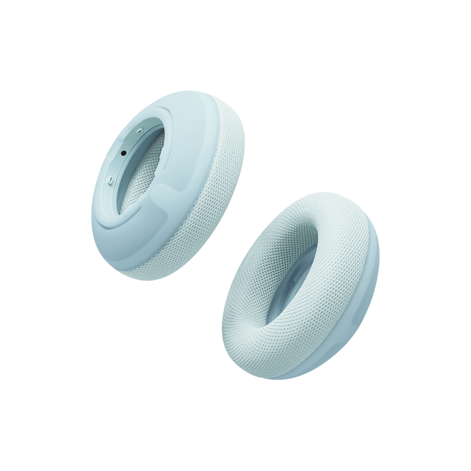 Dos almohadillas de auriculares azul claro flotan sobre un fondo negro.
