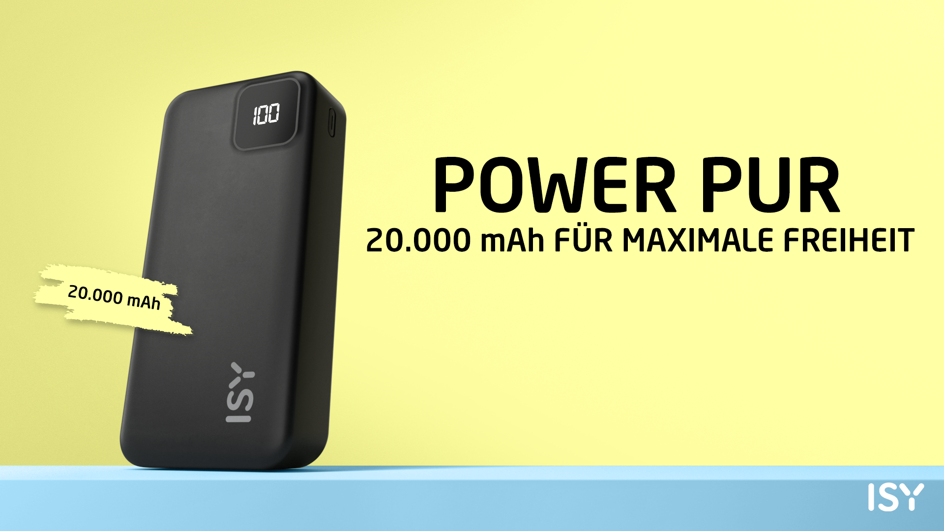 Power bank ISY nera da 20.000 mAh con display LED digitale su sfondo giallo e blu.