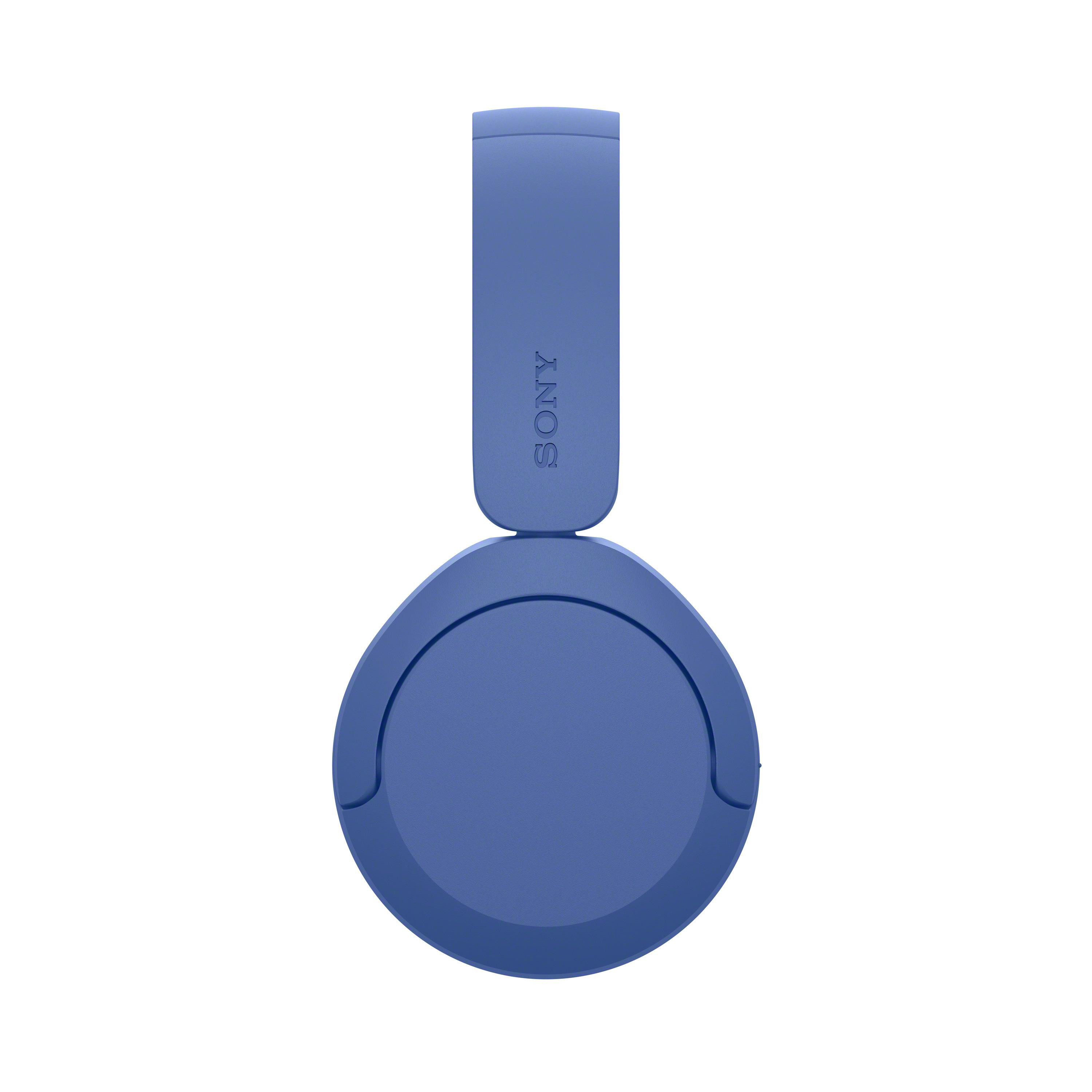Blaue Sony On-Ear-Kopfhörer mit dem Markenlogo auf dem Kopfbügel vor weißem Hintergrund.