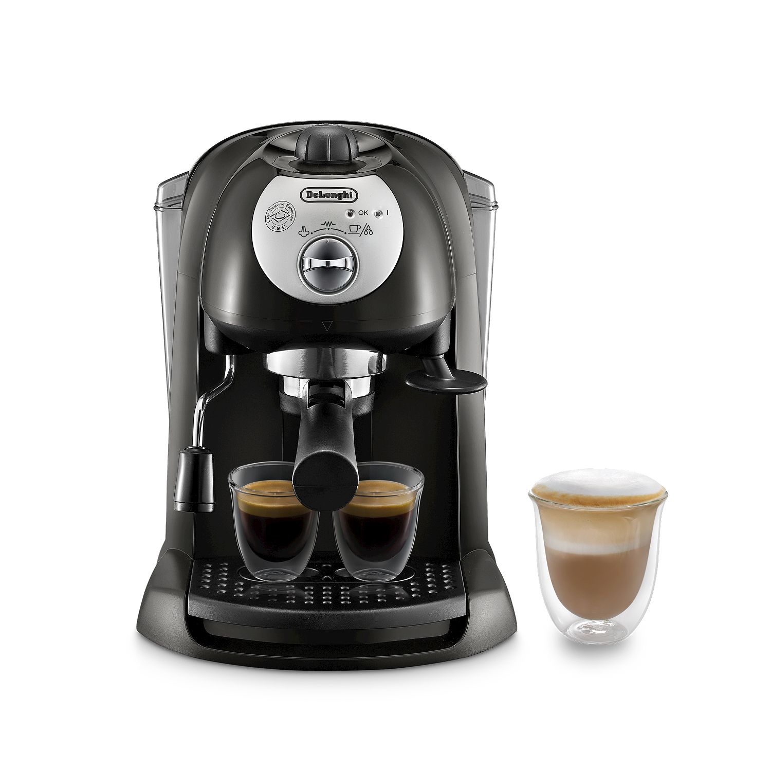 Macchina da caffè espresso DeLonghi nera con due tazzine e un cappuccino in una tazza di vetro accanto.