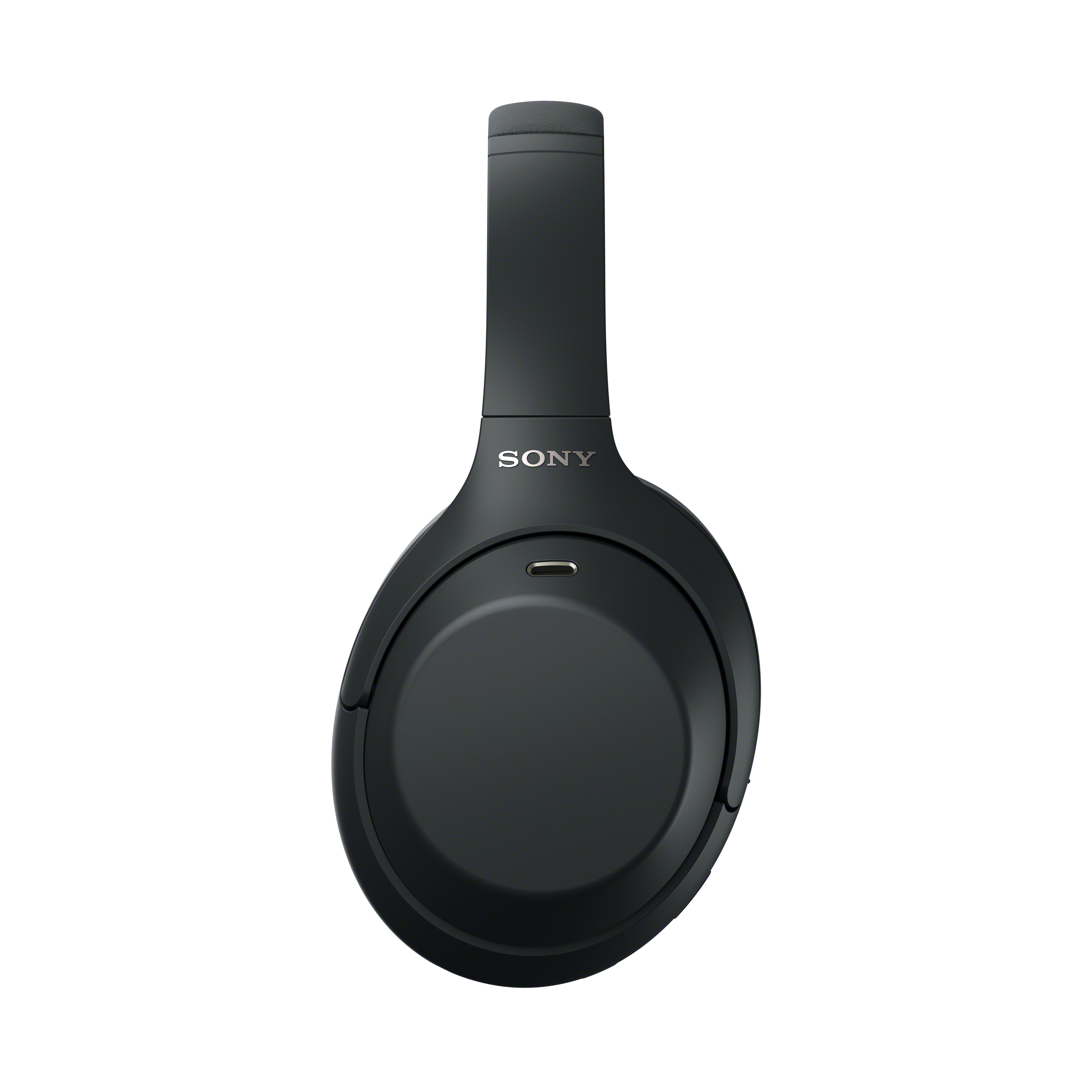 Schwarze Sony Over-Ear-Kopfhörer mit dem Markenlogo auf dem Kopfbügel vor weißem Hintergrund.
