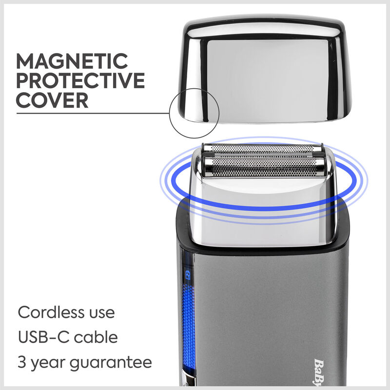 Rasoio con coperchio protettivo magnetico, utilizzo cordless, cavo USB-C e 3 anni di garanzia.