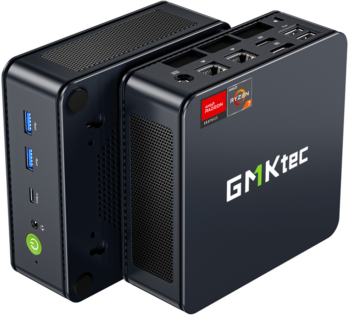 Két fekete GMKtec mini PC portokkal, Ryzen 7 és Radeon grafikus logóval.