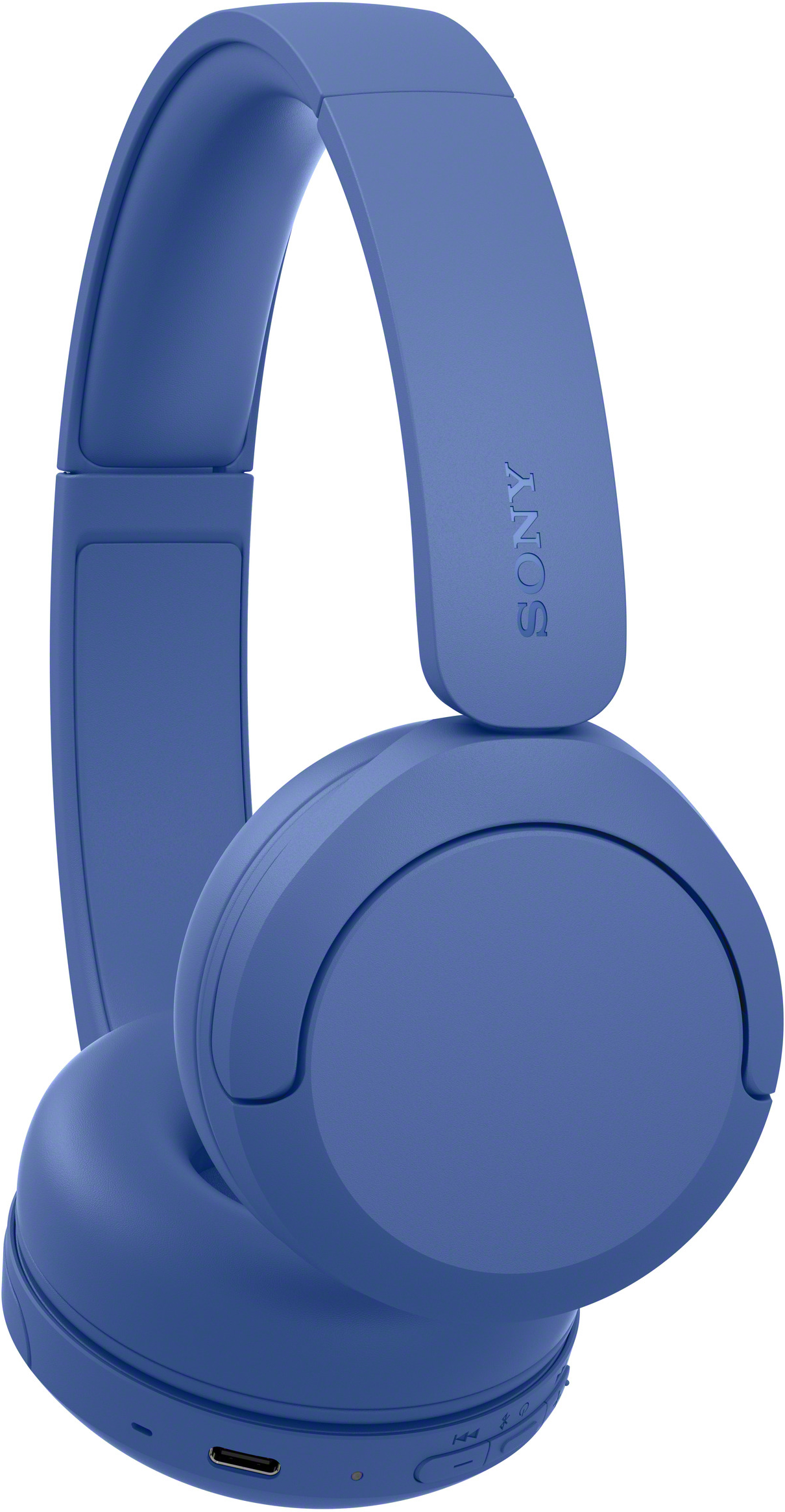 Kék Sony fülhallgató USB-C porttal fehér háttér előtt.