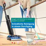 Vergleich zwischen einem modernen Hartbodenreiniger und einem traditionellen Mopp bei der Hausarbeit.