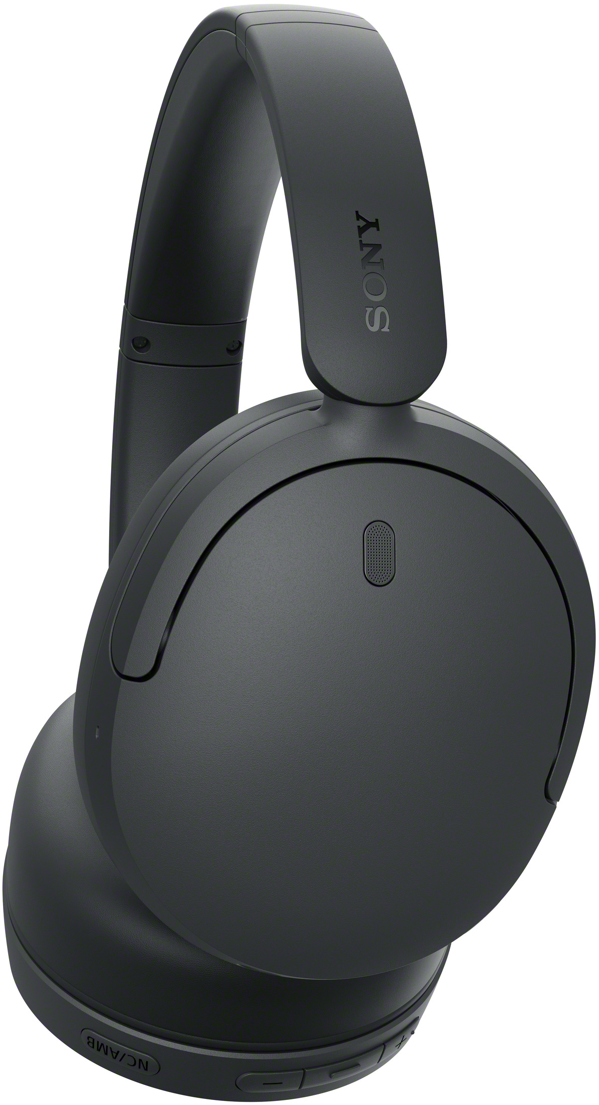 Fekete Sony over-ear fejhallgató mikrofonnal és NC/AMB gombbal fehér háttér előtt.
