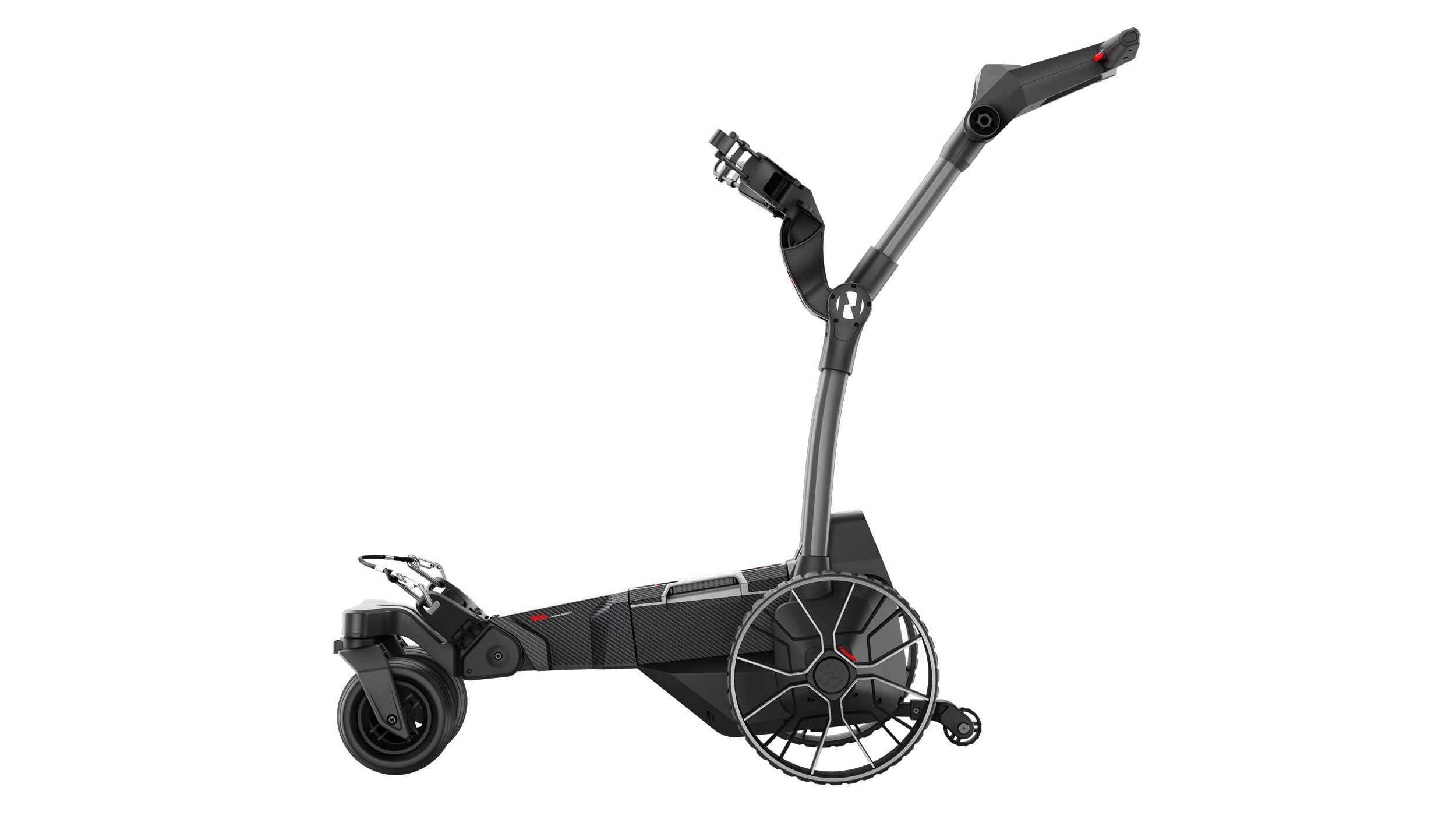 Ein moderner, schwarzer Golftrolley mit großen Rädern und einer langen Griffstange vor weißem Hintergrund.