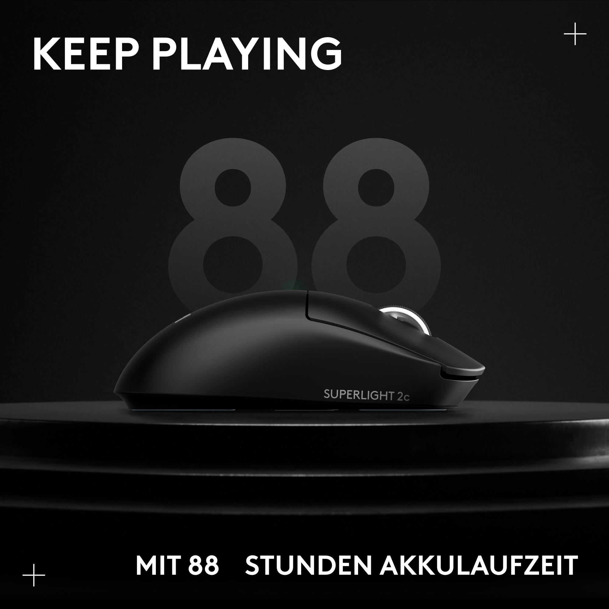 Schwarze kabellose Gaming-Maus auf dunklem Podest mit der Aufschrift Superlight 2c und 88 Stunden Akkulaufzeit.