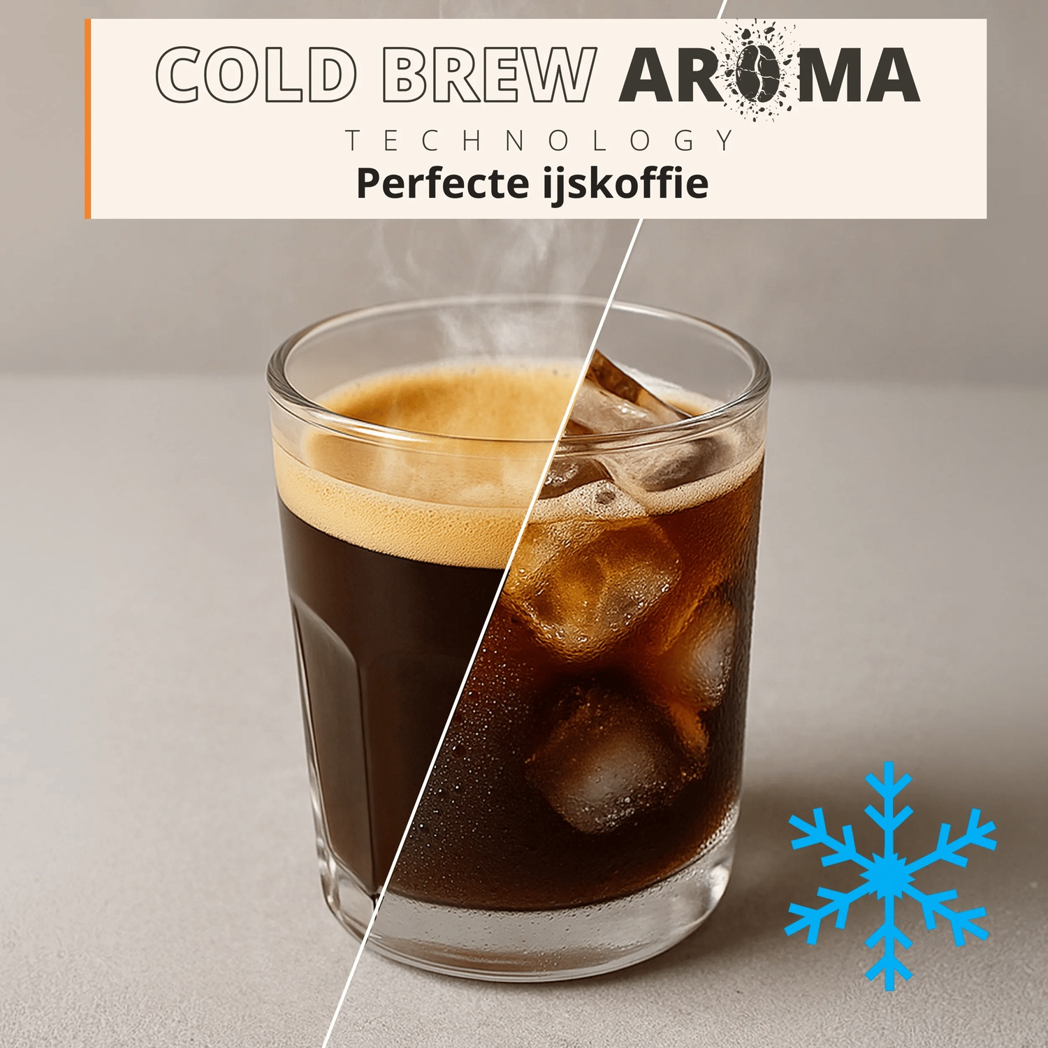 Un verre montrant du café chaud à gauche et du café glacé à droite.