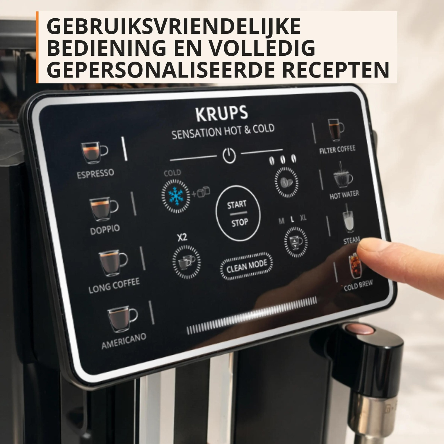 Une main touche l'écran tactile d'une machine à café Krups avec des options.