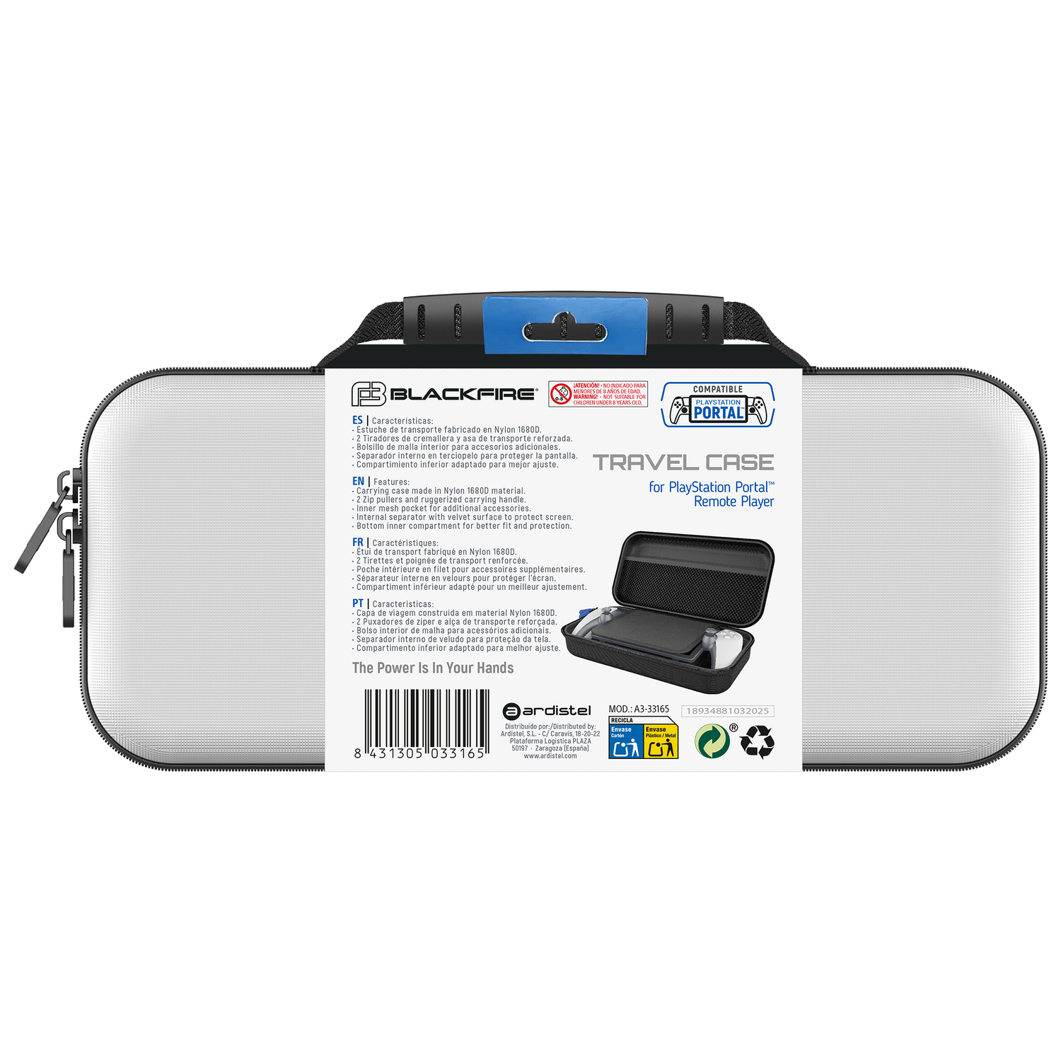 Un estuche de viaje Blackfire blanco con características del producto y una imagen de la funda PlayStation Portal.