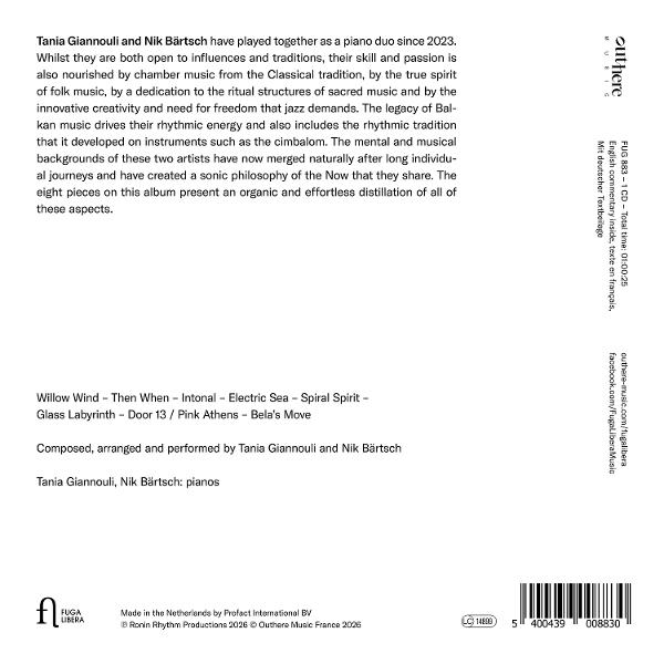 Rückseite einer Musik-CD mit Texten, Trackliste, Logos und Barcode auf weißem Hintergrund.