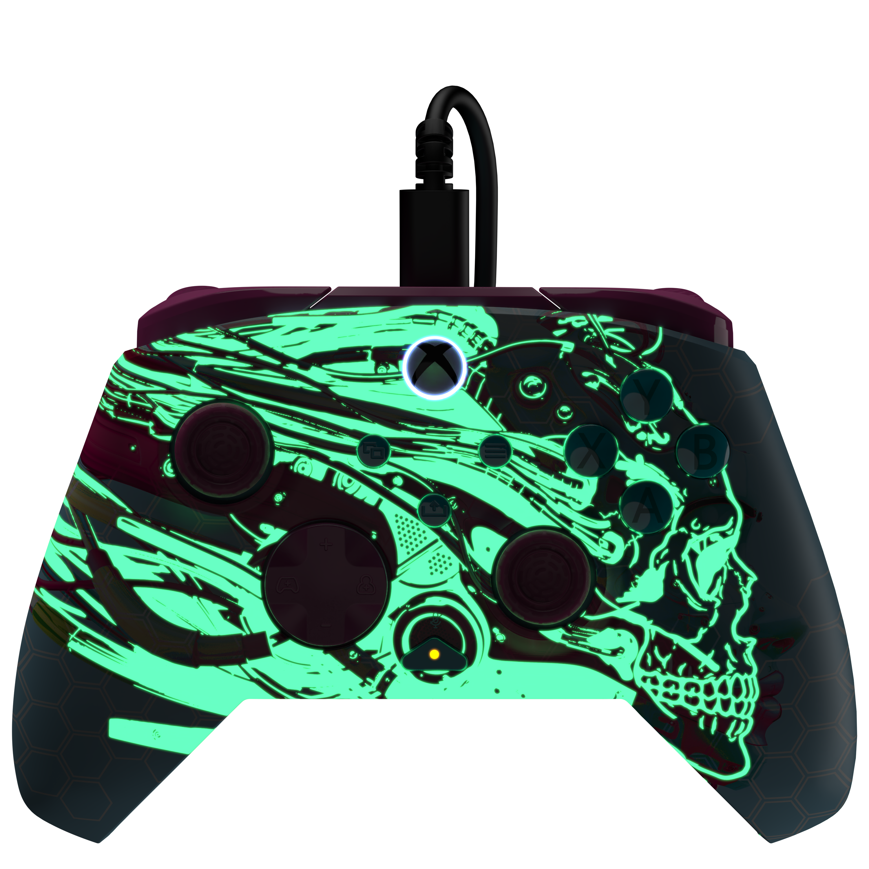 Une manette Xbox filaire avec un motif de crâne vert lumineux sur fond noir.