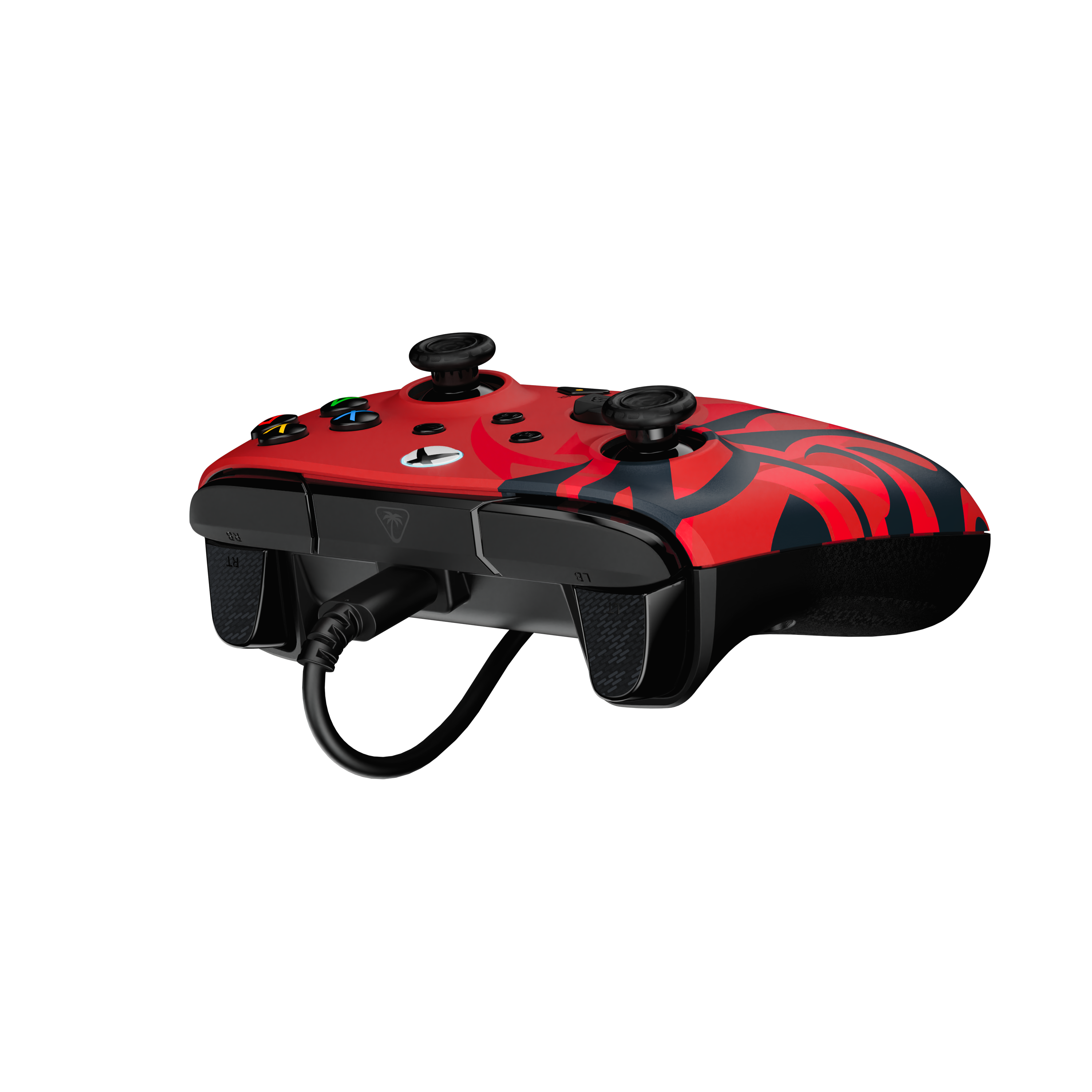 Une manette de jeu rouge et noire avec un câble connecté sur fond noir.