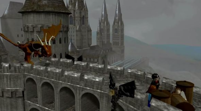 Ein brauner Drache fliegt in der Nähe eines Steinschlossturms mit Figuren auf den Zinnen und hohen Türmen im Hintergrund.