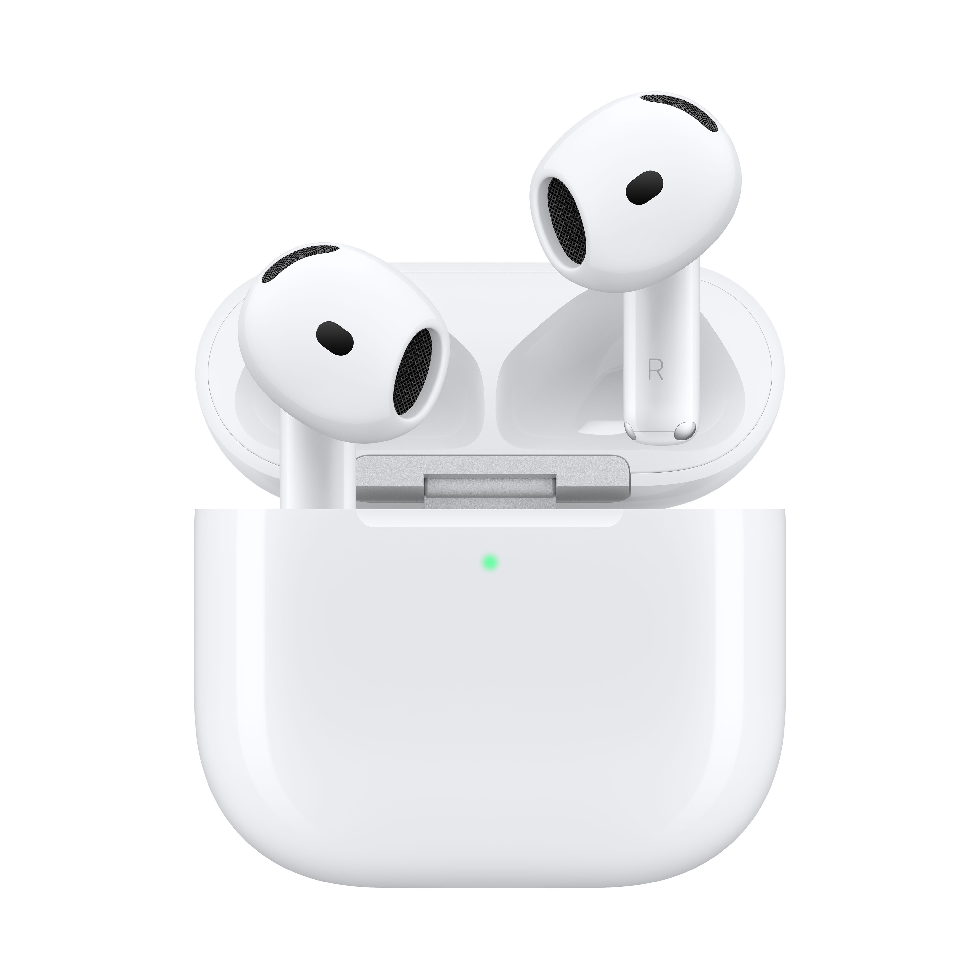 Weiße AirPods in einer offenen, glänzenden Ladebox mit leuchtend grüner LED auf weißem Hintergrund.