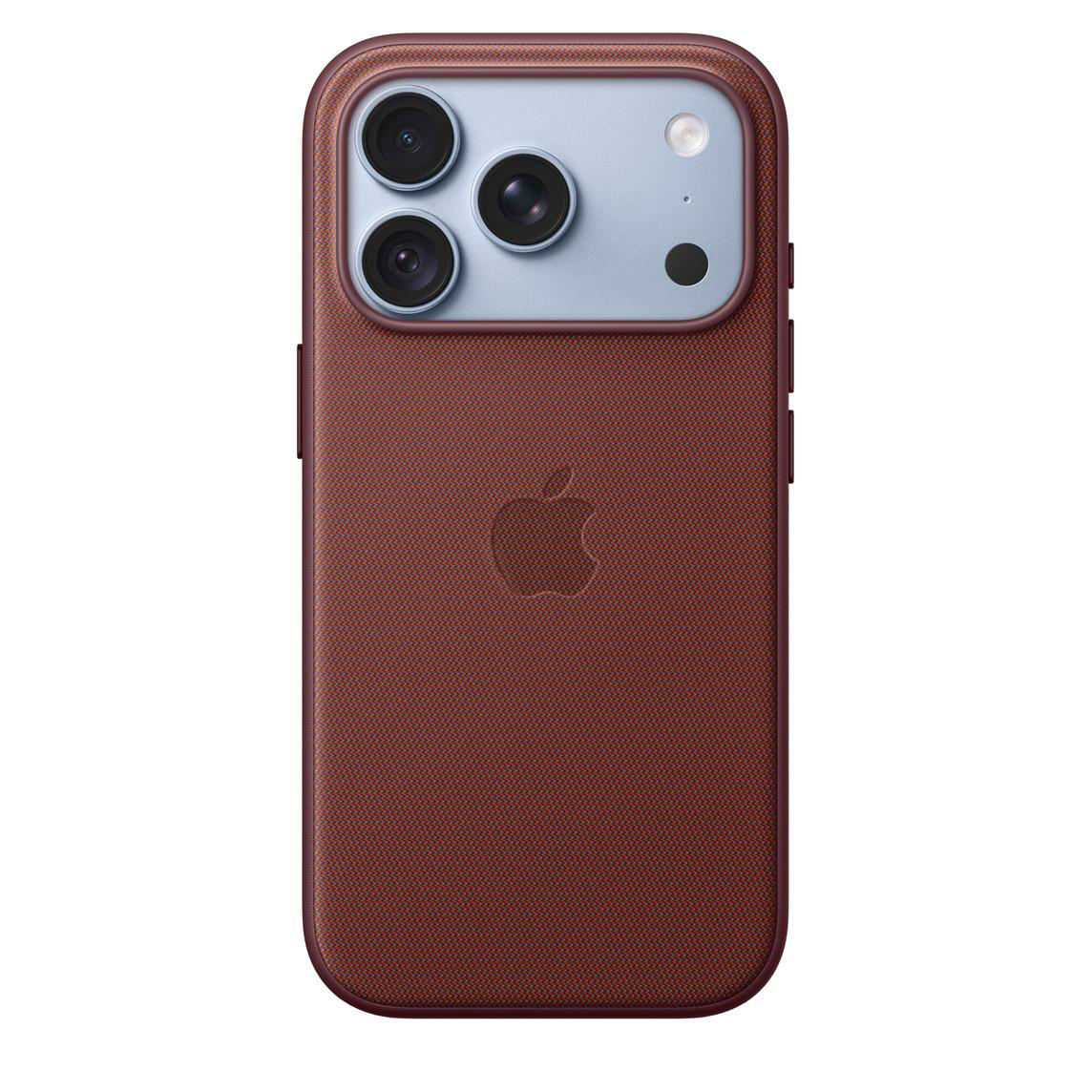 Rückseite eines roten Smartphones mit dreifacher Kamera und Apple-Logo in einer Stoffhülle.