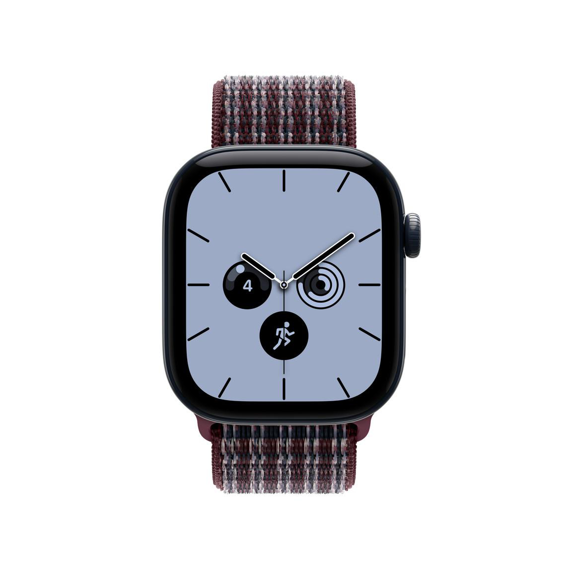 Eine Smartwatch mit schwarzem Gehäuse, blauem Zifferblatt und einem gemusterten, dunkelroten Textilarmband.