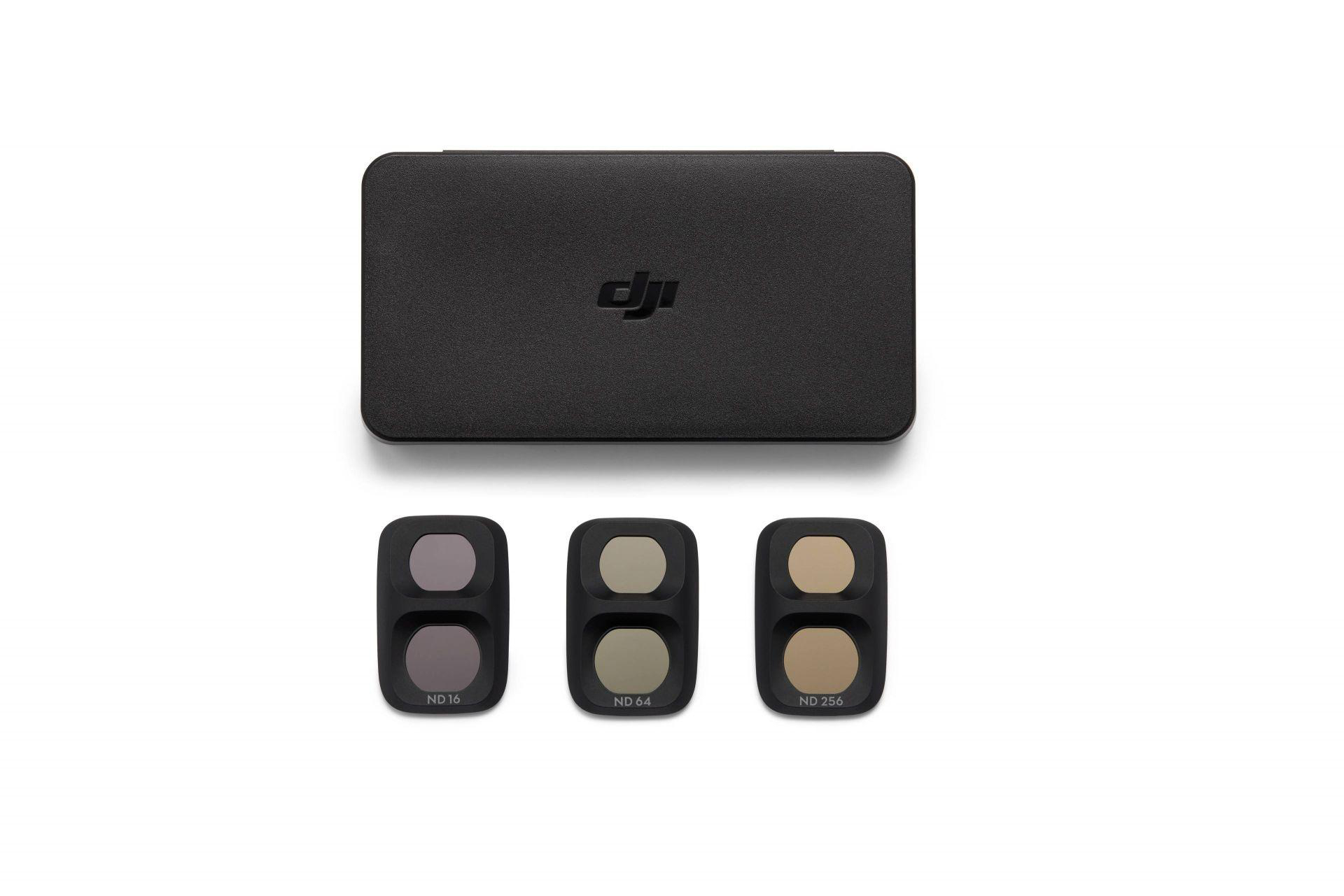 Ein schwarzes DJI-Etui und drei ND-Kamerafilter mit der Aufschrift ND 16, ND 64 und ND 256 vor weißem Hintergrund.