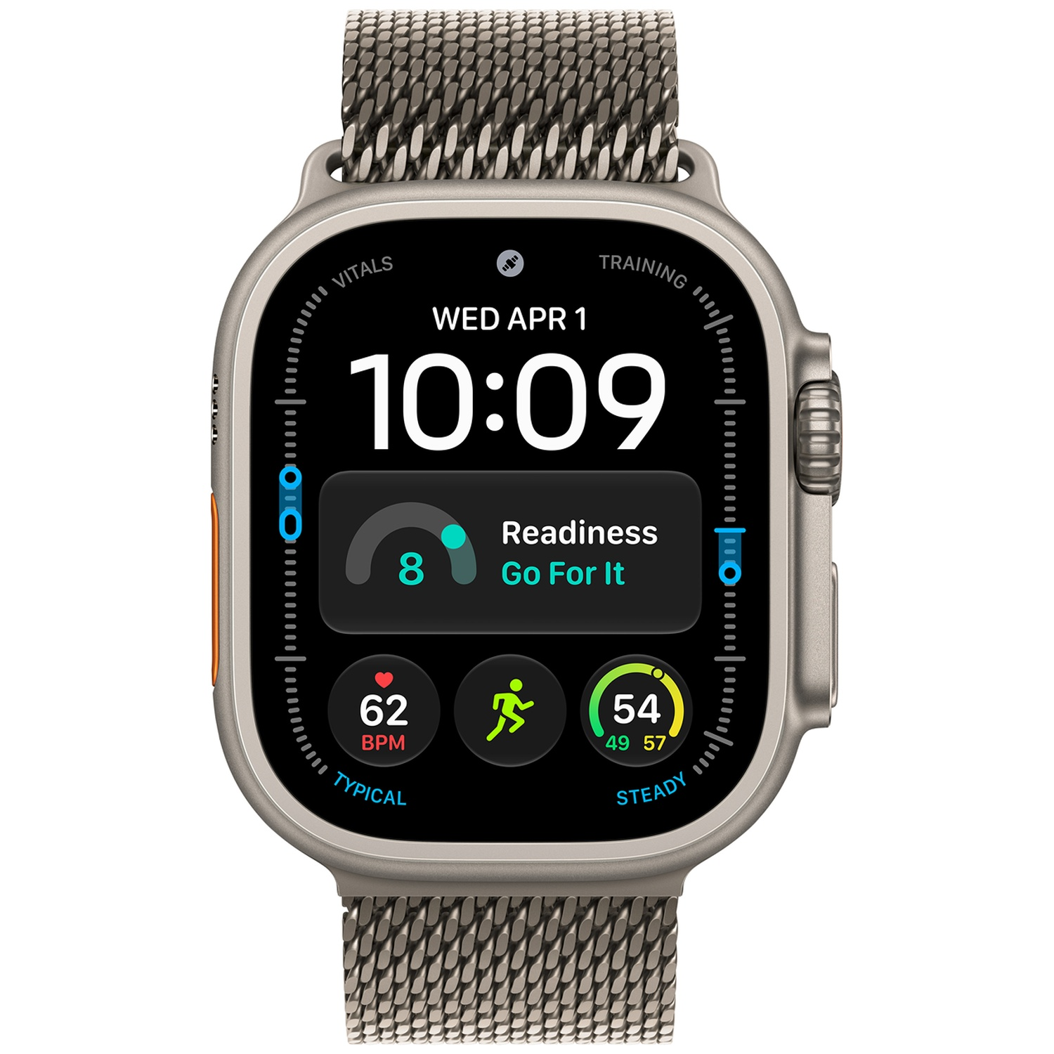 Een smartwatch met titanium kast en mesh band toont tijd, datum, gereedheidsscore en hartslag.