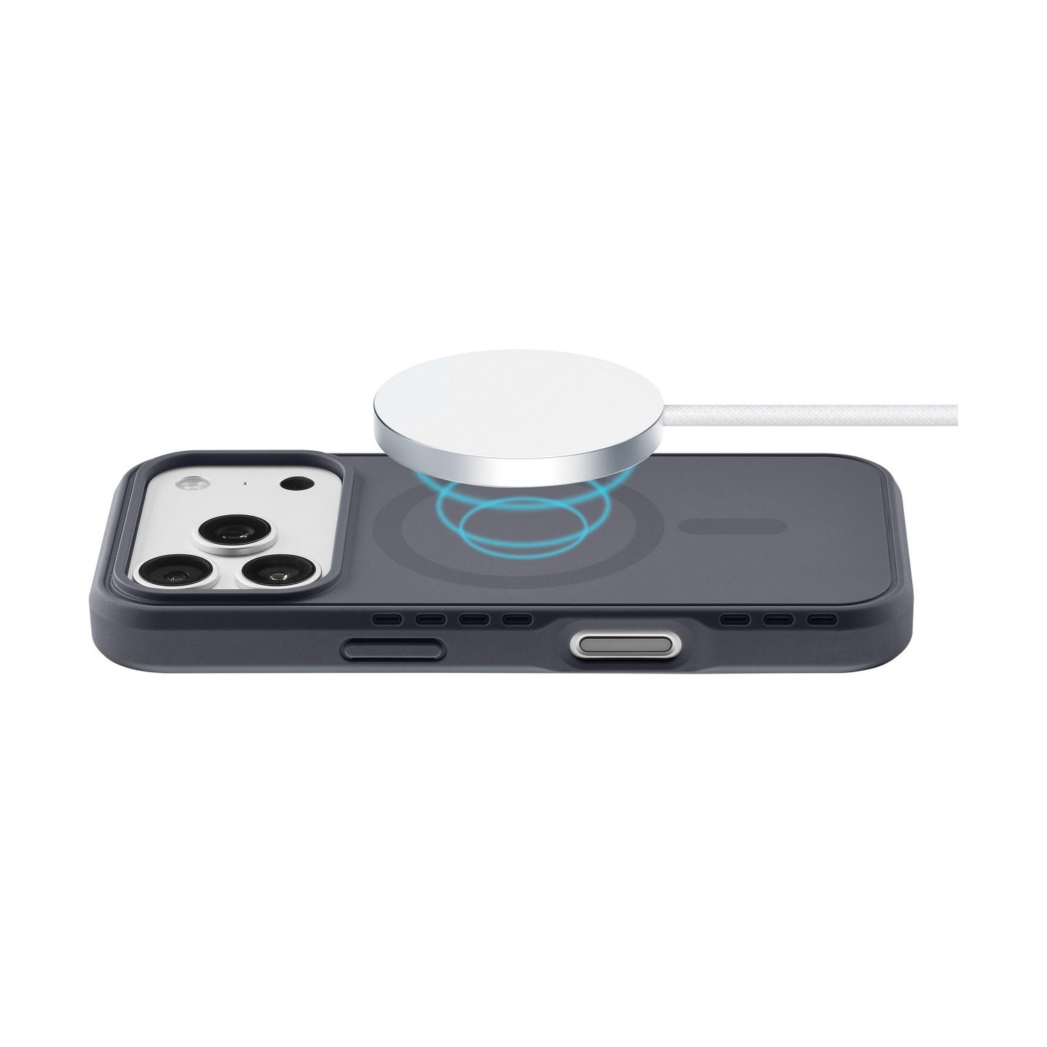 Un iPhone in una custodia scura viene caricato con un caricabatterie MagSafe bianco, indicato da anelli blu.