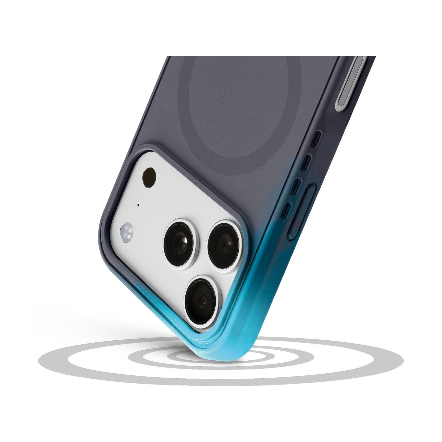 Uno smartphone in custodia sfumata da blu scuro a turchese, tre fotocamere, su onde grigie.