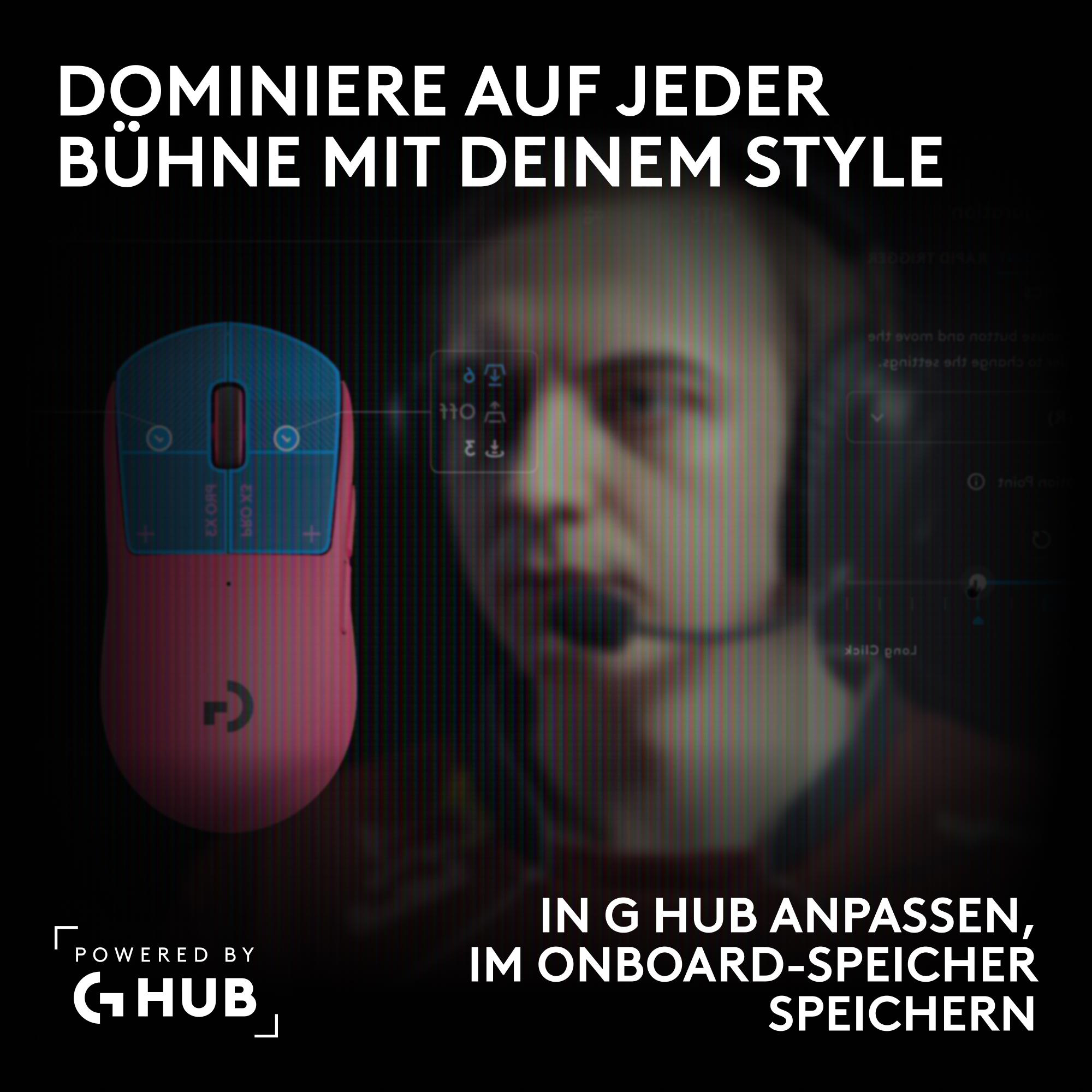 Eine rosa und blaue Gaming-Maus vor einem verschwommenen Hintergrund mit einem Gamer und deutschem Text.