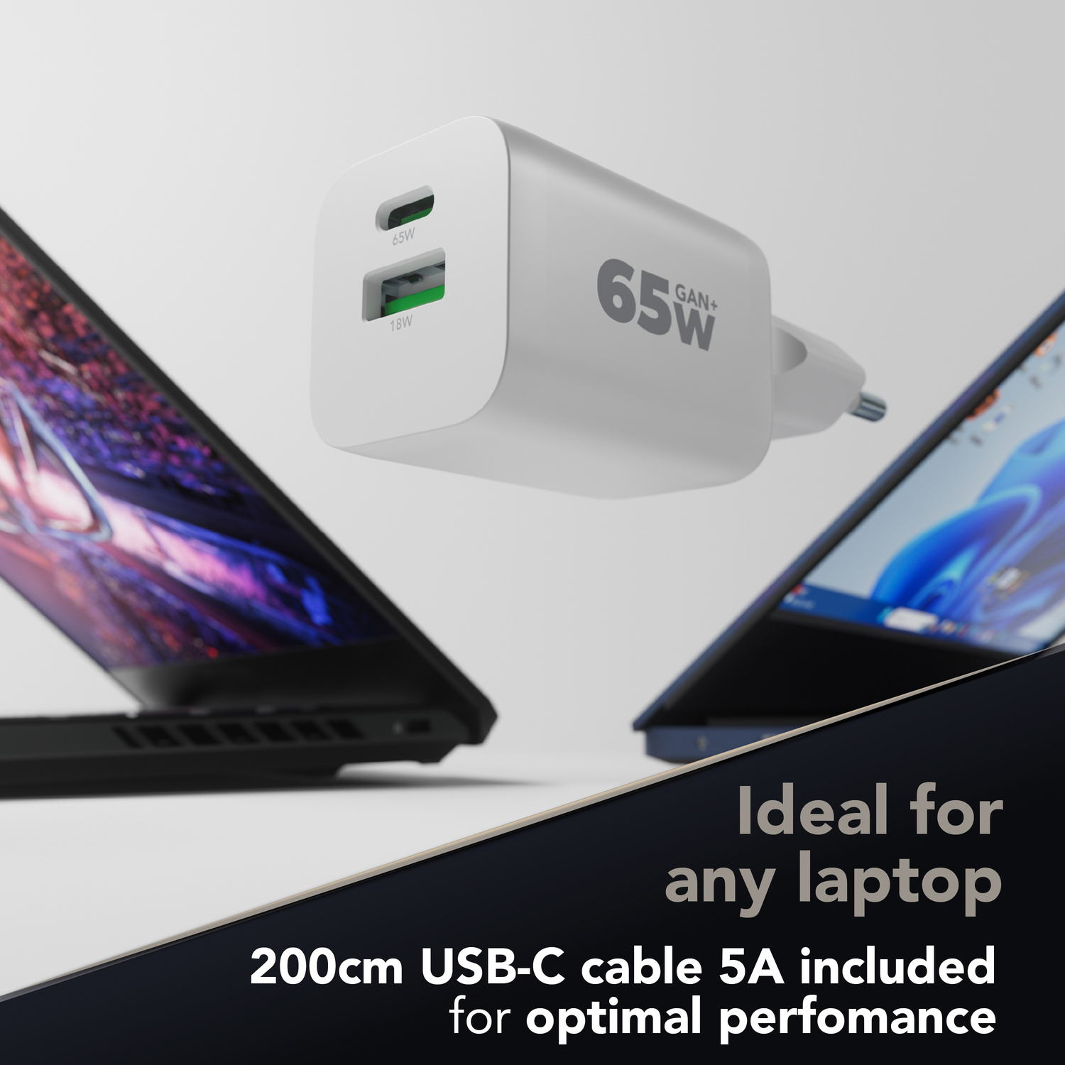 Un caricatore bianco da 65W GaN+ fluttua tra due laptop su sfondo bianco con testo.