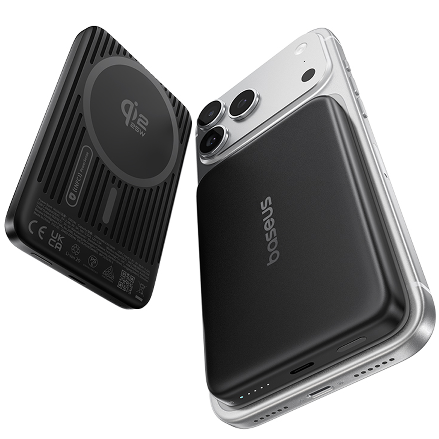 Un banco de energía magnético Baseus negro está unido a un smartphone plateado, con otro banco de energía al lado.
