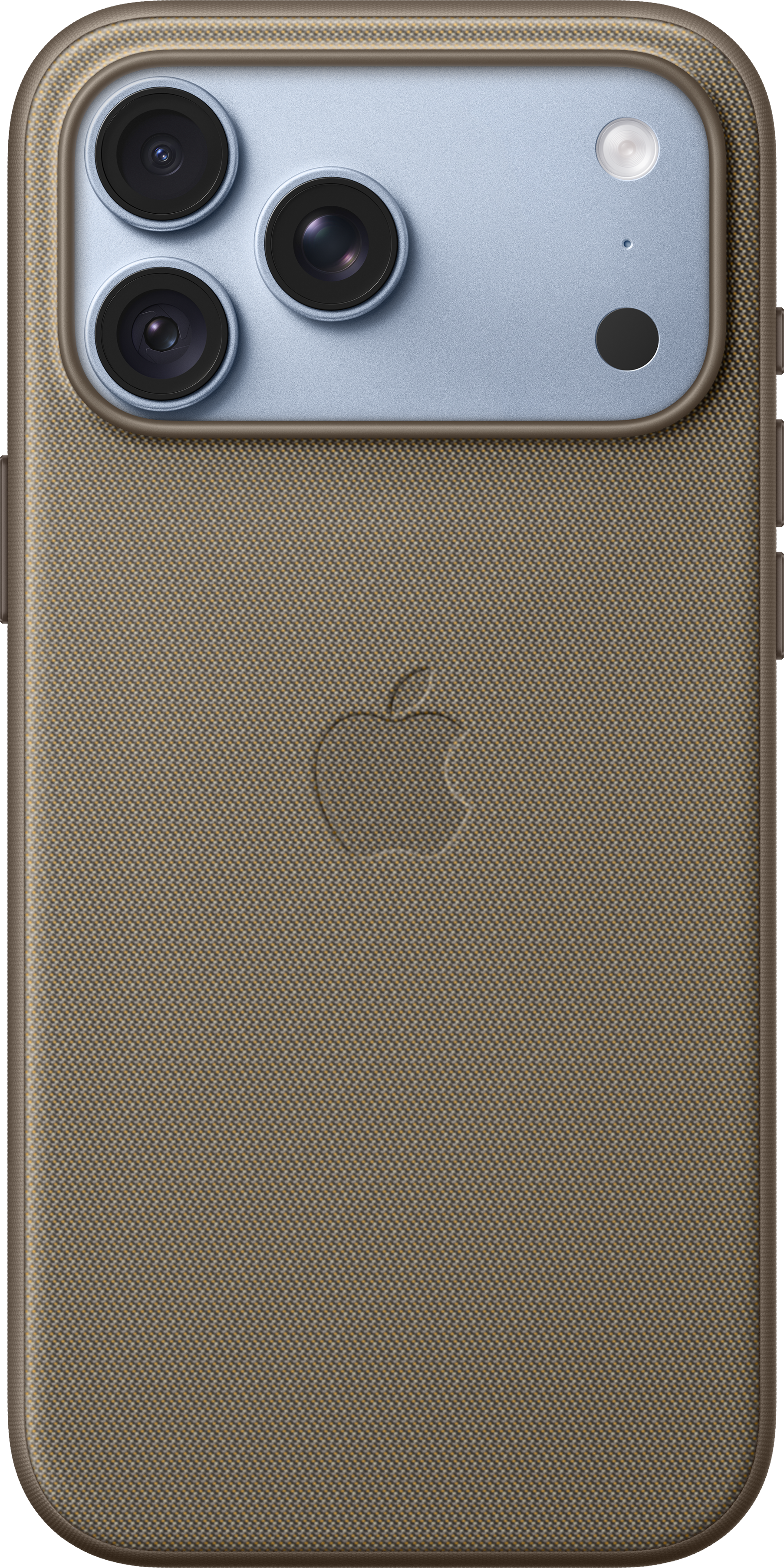 Dos d'un smartphone dans une coque en tissu marron avec triple appareil photo et logo Apple.