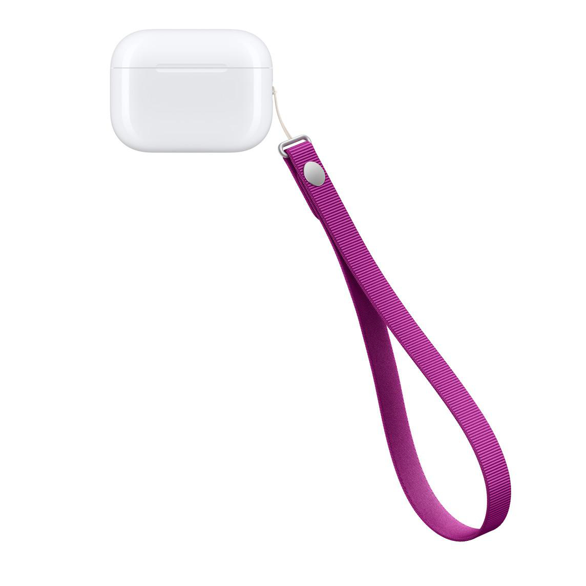 Ein weißes AirPods Pro Ladecase mit einer langen, dunkelrosa Trageschlaufe auf weißem Hintergrund.