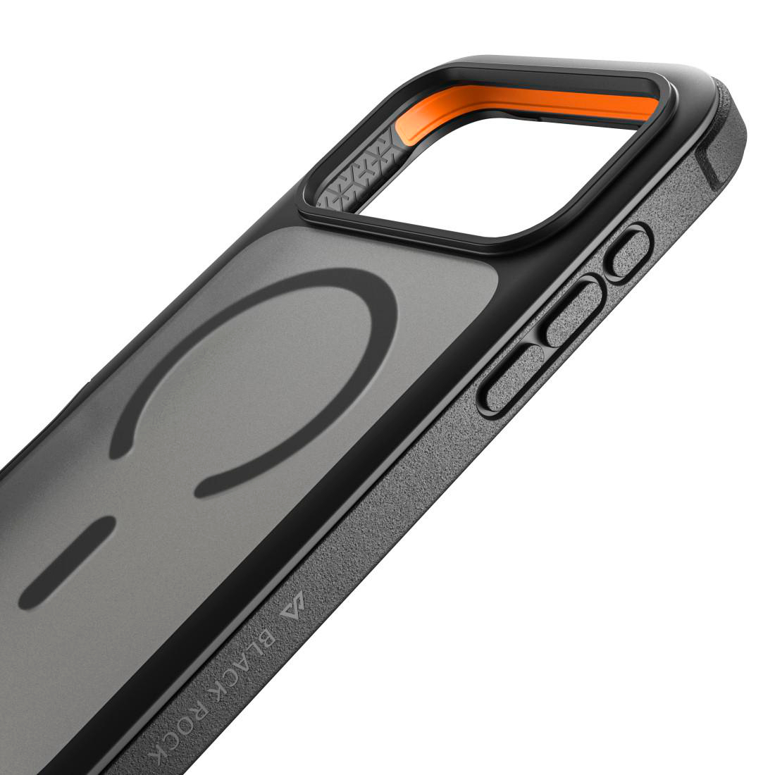 Schwarze Handyhülle mit orangenem Kamerarahmen und MagSafe-Ring auf der Rückseite.