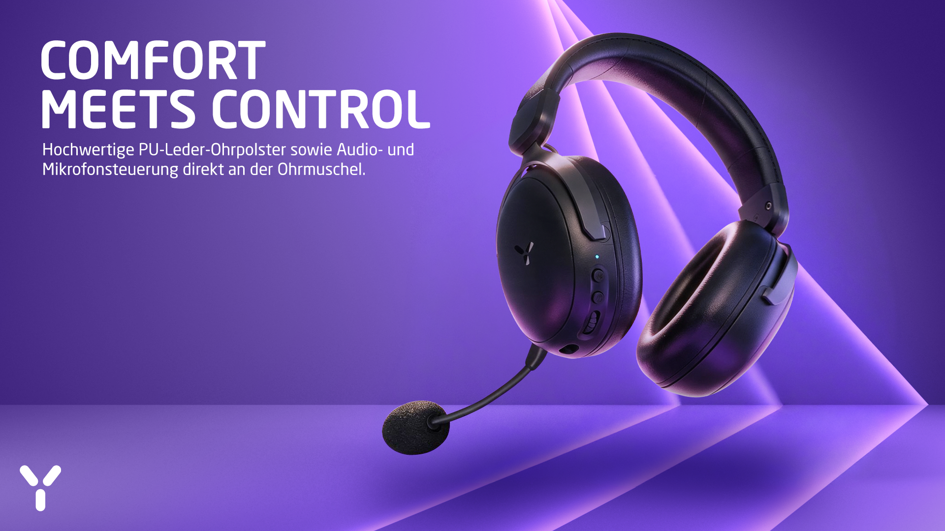 Schwarze Over-Ear-Headsets mit Mikrofon vor einem lila Hintergrund mit Text.