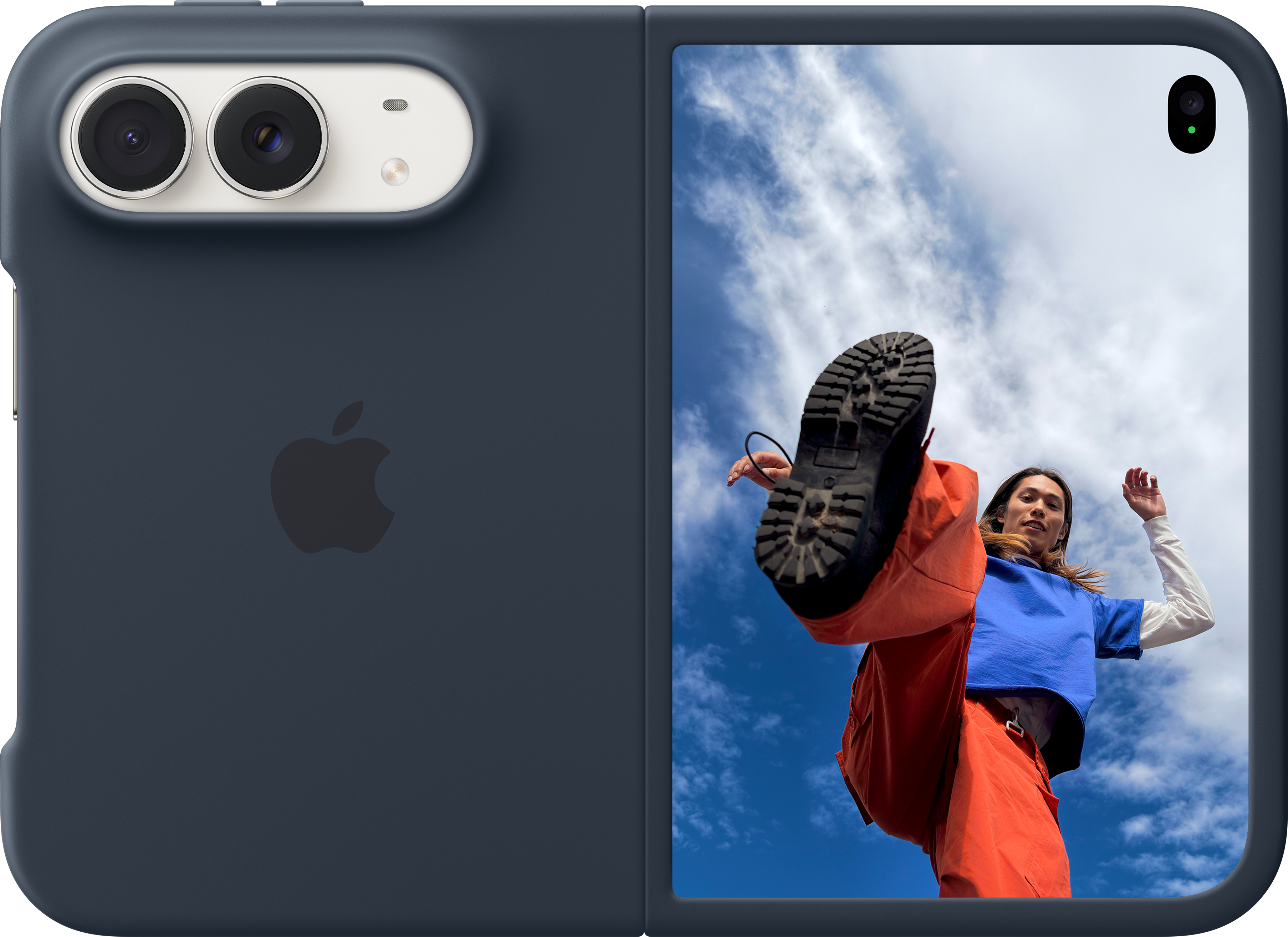 Un smartphone pliable affiche une personne avec une jambe levée sur fond de ciel bleu.