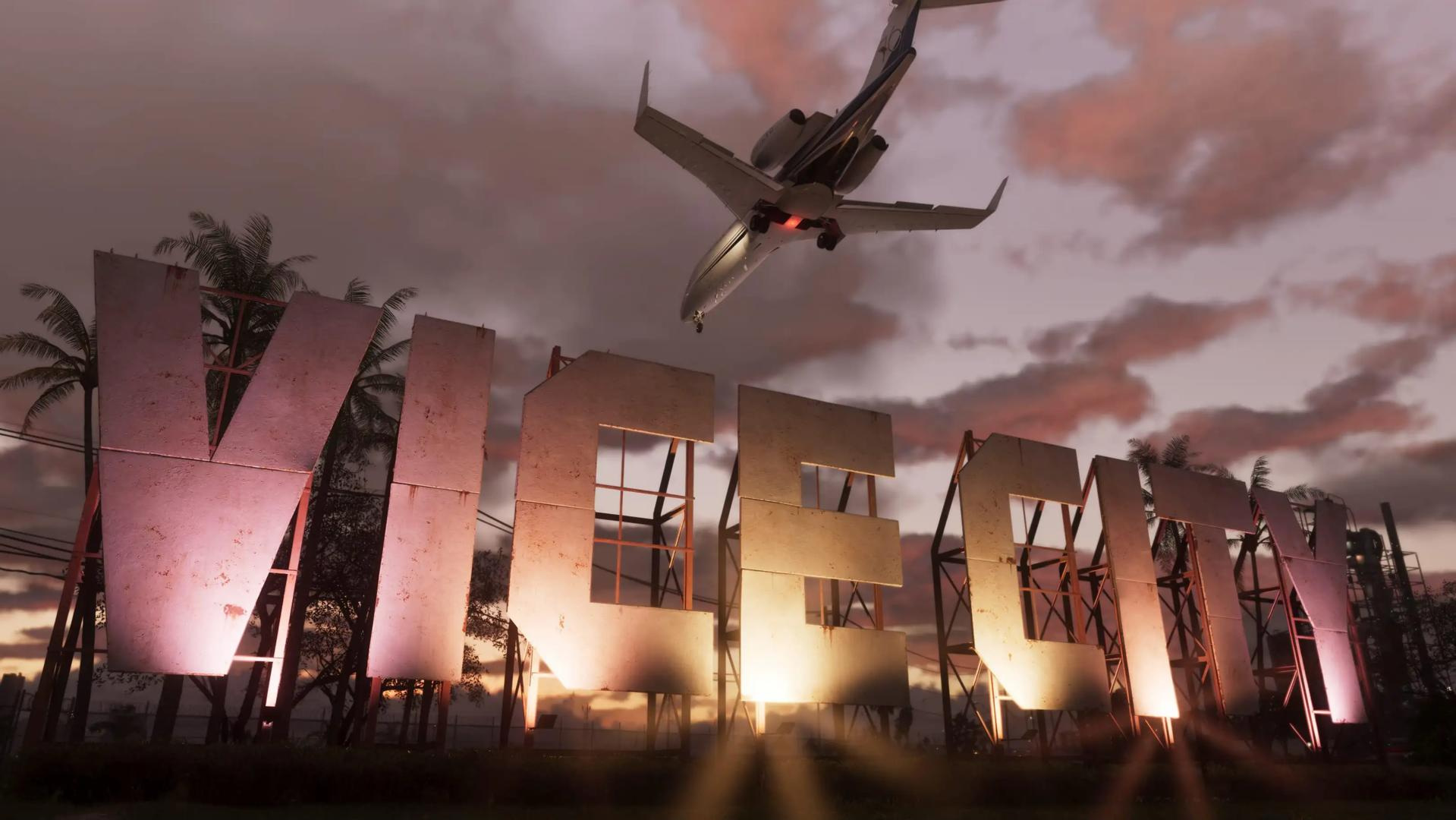 Ein Flugzeug fliegt bei Sonnenuntergang über das große, beleuchtete 'VICE CITY'-Schild mit Palmen im Hintergrund.