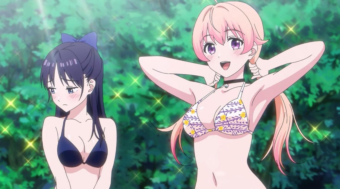 Zwei Anime-Mädchen im Bikini stehen vor einem grünen, glitzernden Wald.