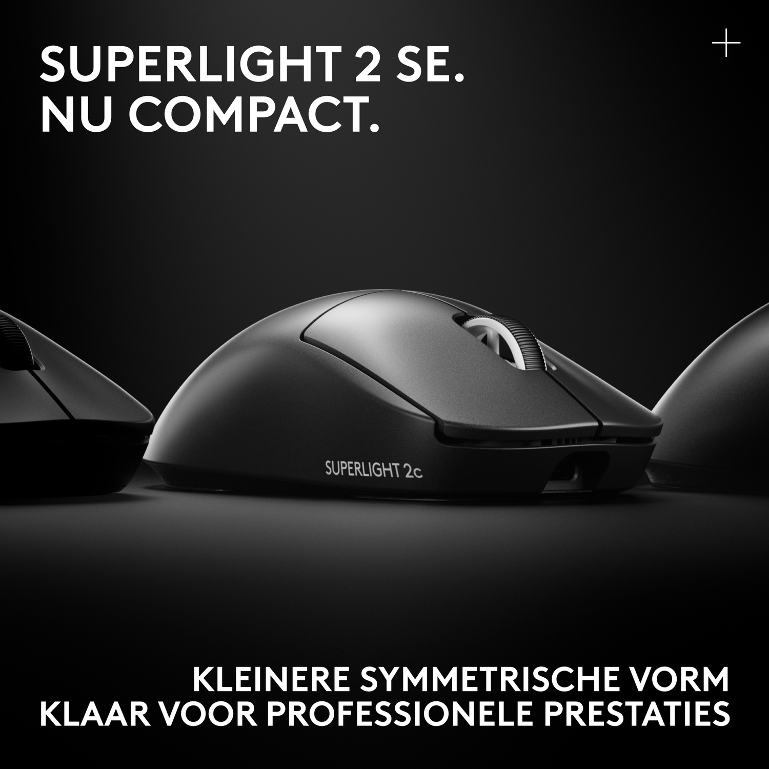 Zwarte draadloze computermuis SUPERLIGHT 2 c op een donkere achtergrond met witte tekst.