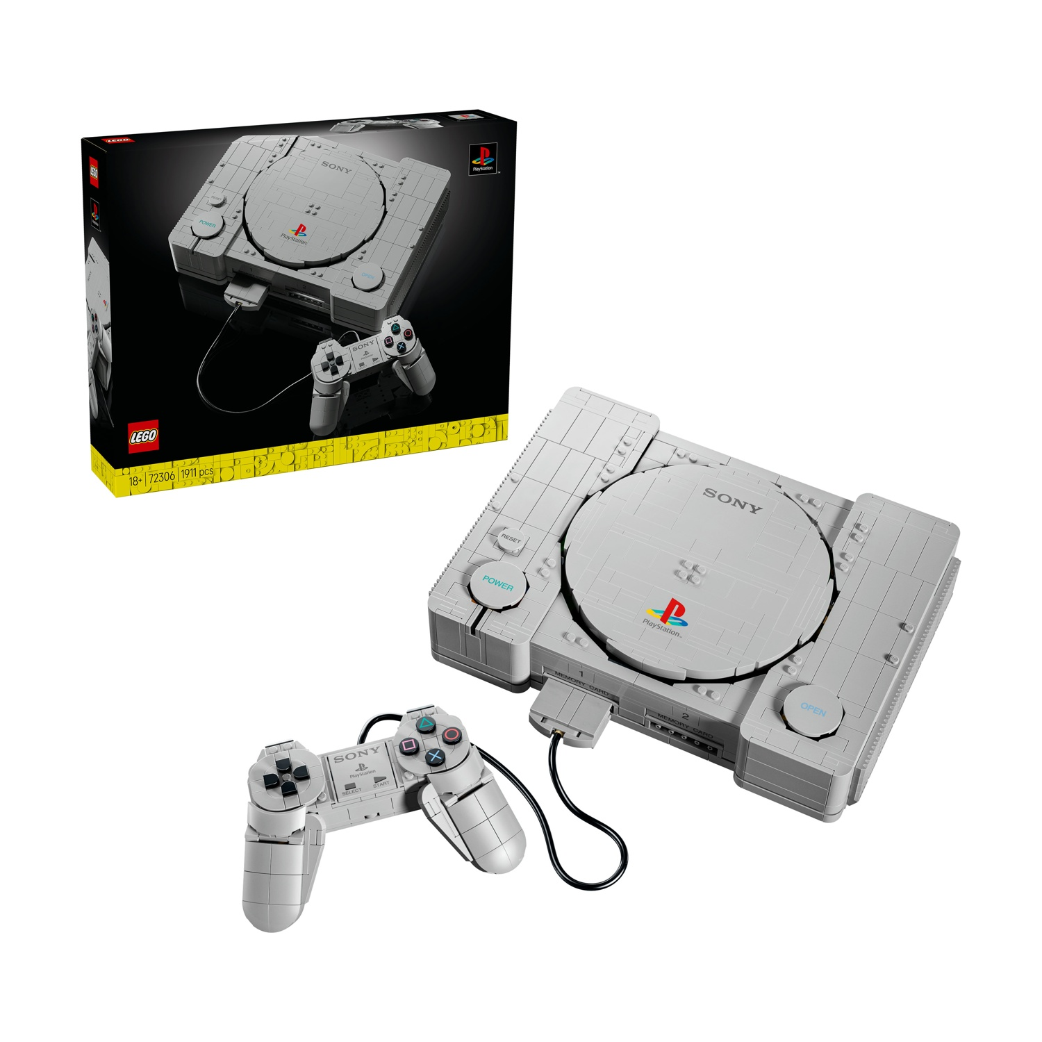 Un modello Lego di una console e un controller PlayStation 1 grigi, con la scatola del prodotto corrispondente sullo sfondo.