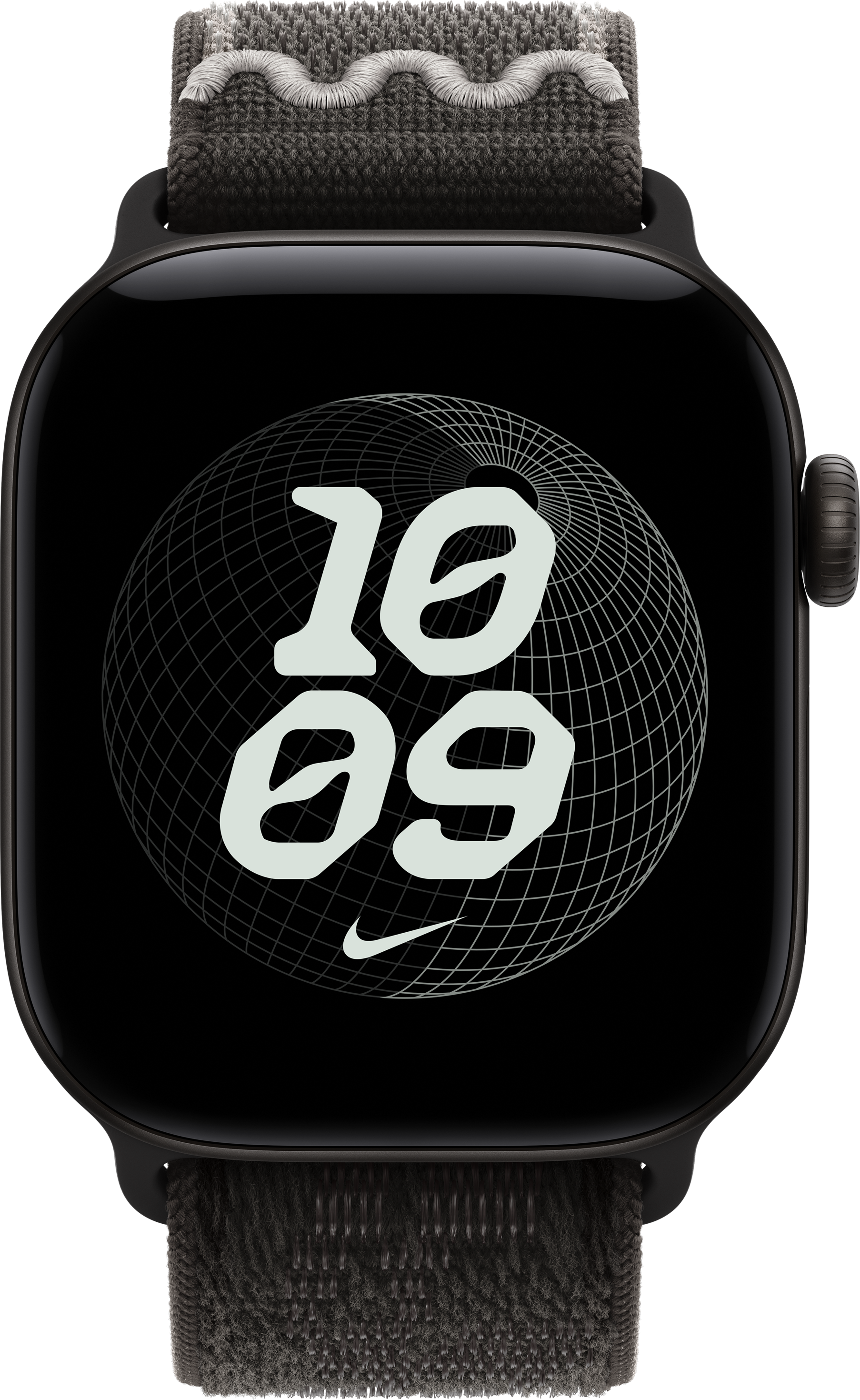 Montre connectée noire avec bracelet Nike et cadran numérique affichant 10:09 et un globe.