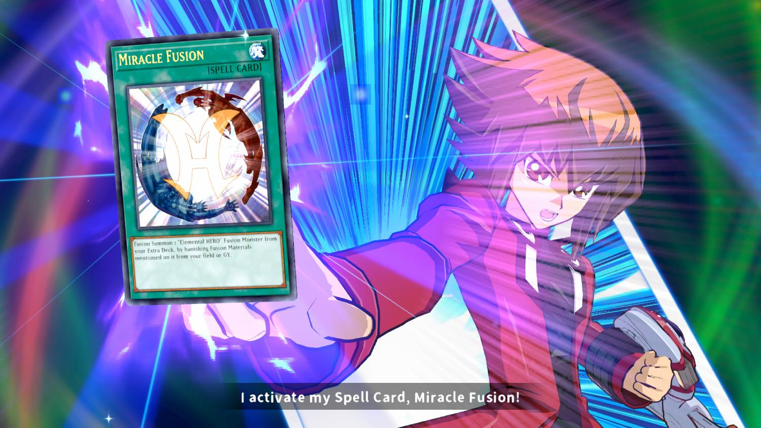 Personaje de anime en rojo sostiene una carta mágica Fusión Milagrosa sobre fondo azul.