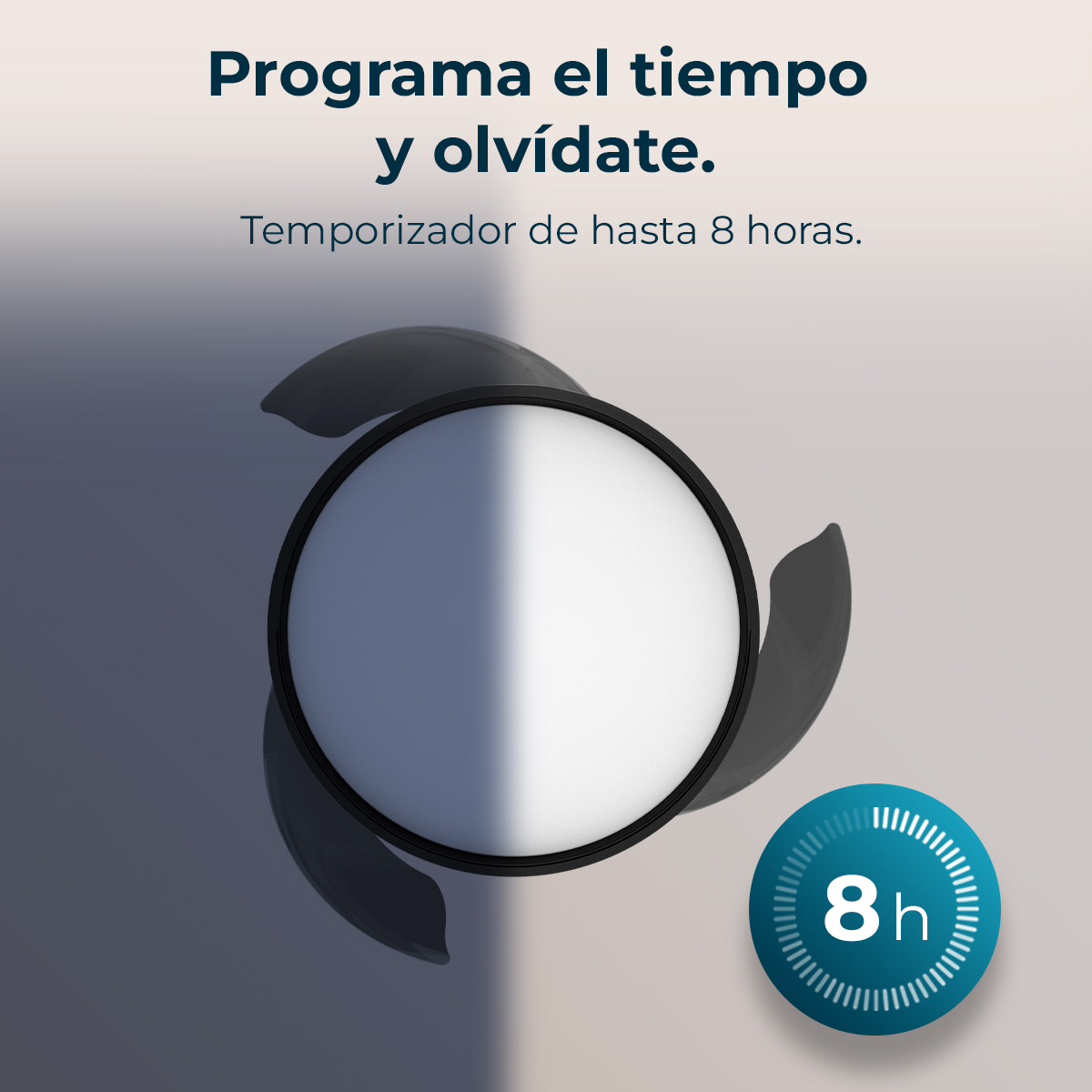 Ventilador de techo con luz brillante y icono de temporizador de 8 horas.