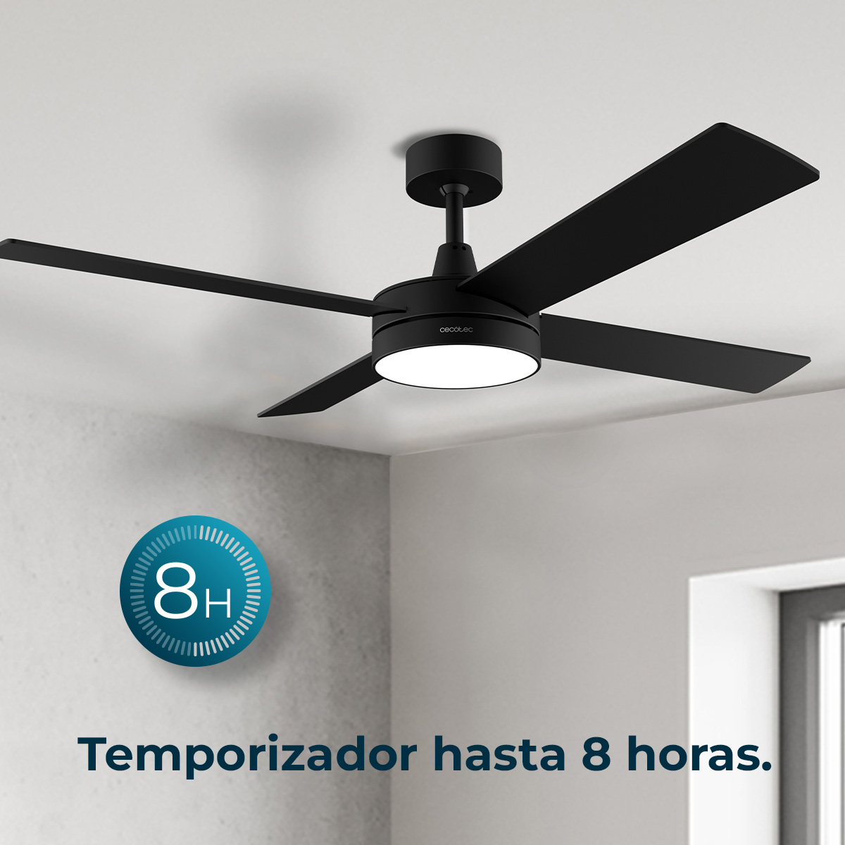 Ventilador de techo negro con luz y icono de temporizador de 8 horas.