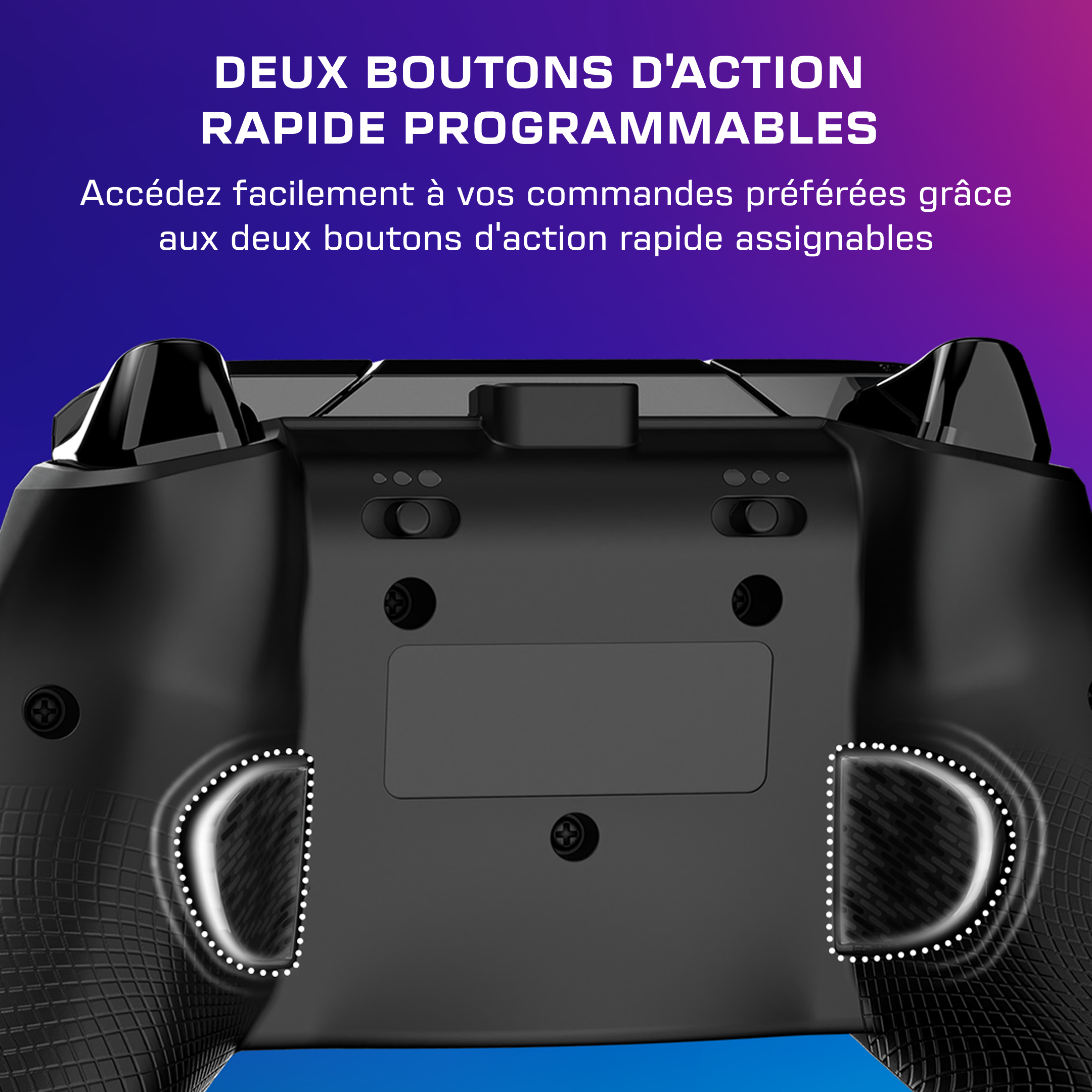 Dos d'une manette noire avec deux boutons d'action programmables et du texte sur fond bleu.