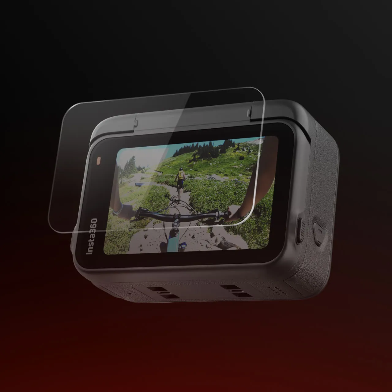 Egy fekete Insta360 kamera képernyőjén kerékpárosok, felette egy áttetsző képernyővédő fólia lebeg.
