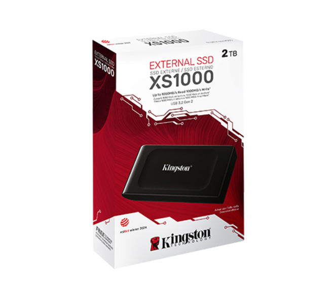 Kingston XS1000 2 TB harici SSD ambalajı, ürün görseliyle birlikte beyaz ve kırmızı.
