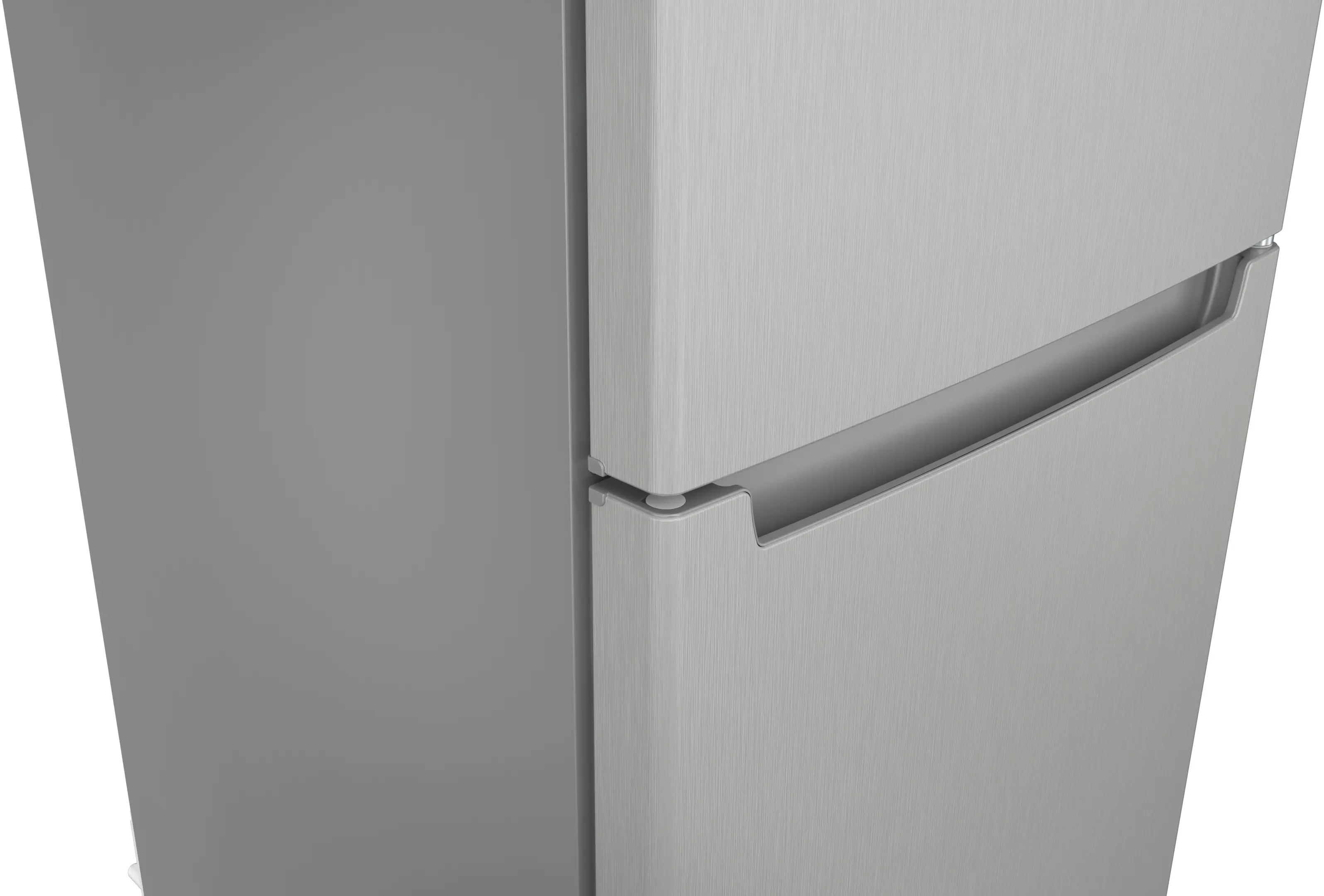 Un refrigerador plateado con manijas integradas en las puertas.