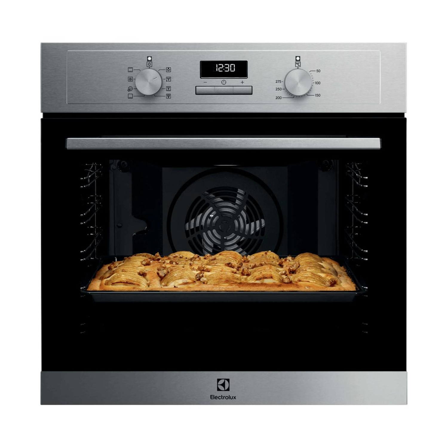 Forno da incasso Electrolux argentato con porta aperta, con una torta di frutta cotta su una teglia all'interno.