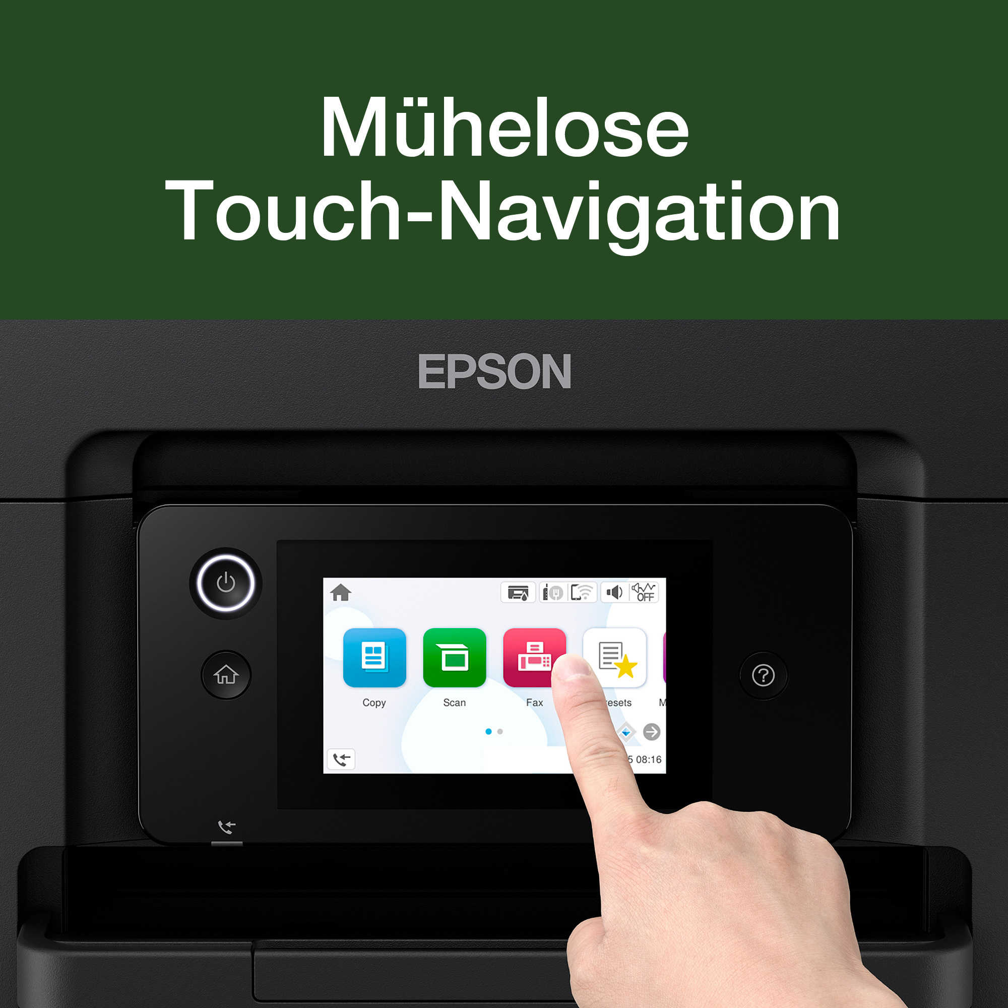 Hand bedient den Touchscreen eines schwarzen Epson-Druckers mit Icons für Kopieren, Scannen und Faxen.