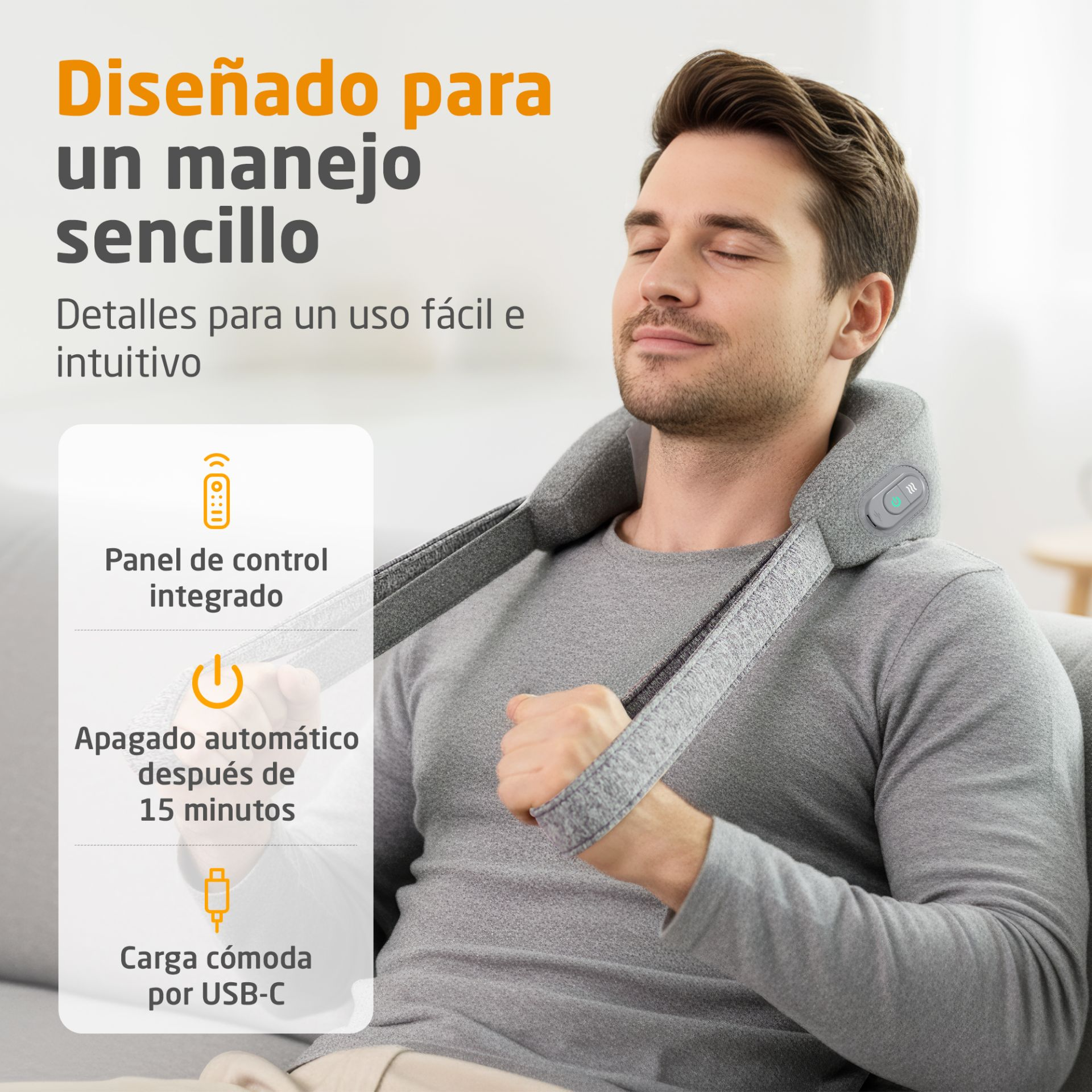 Un hombre se relaja usando un masajeador de cuello gris en un sofá, con texto en español.